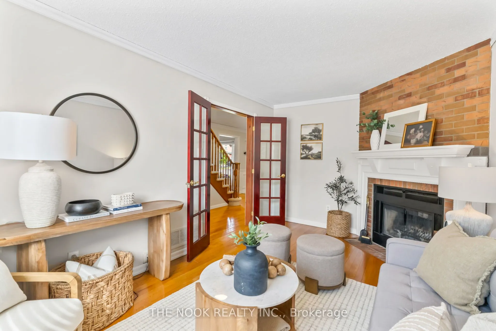 1090 Benton Crescent