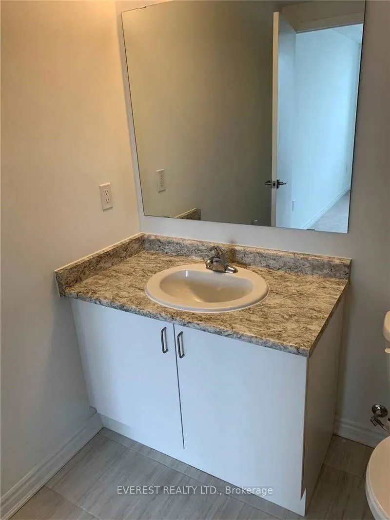 1 Falaise Road, #521