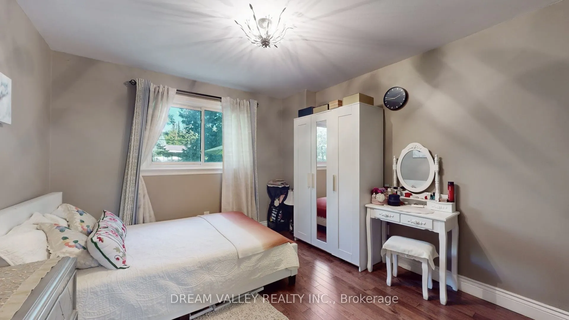 15 Scarborough Golf Club Road