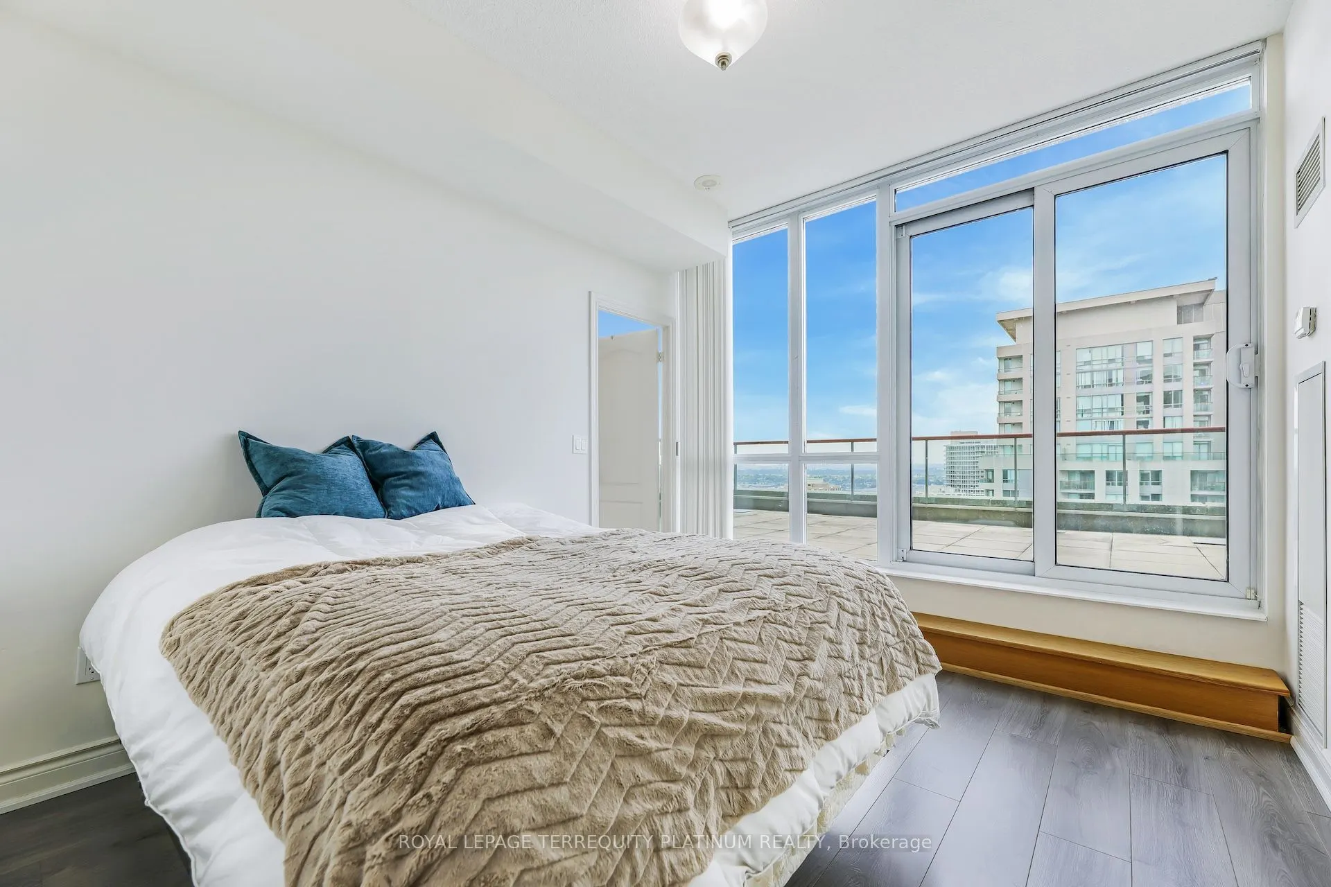 60 Brian Harrison Way, #PH 3403