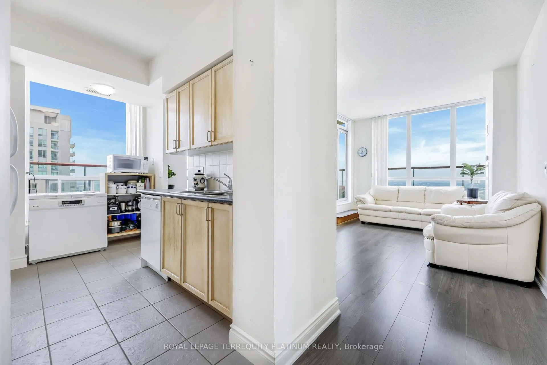 60 Brian Harrison Way, #PH 3403