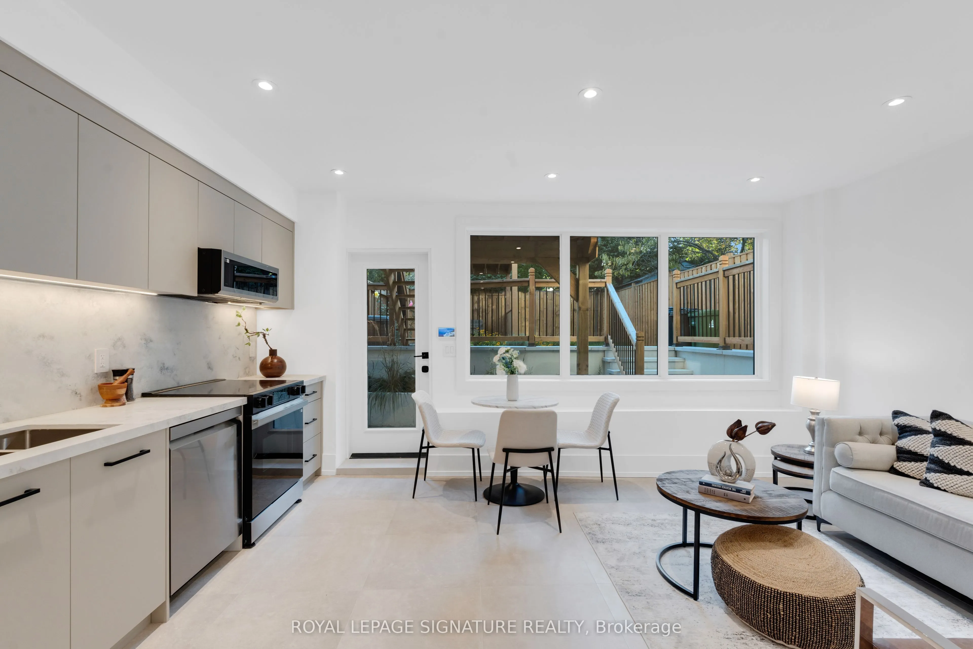 24 Elmsdale Road
