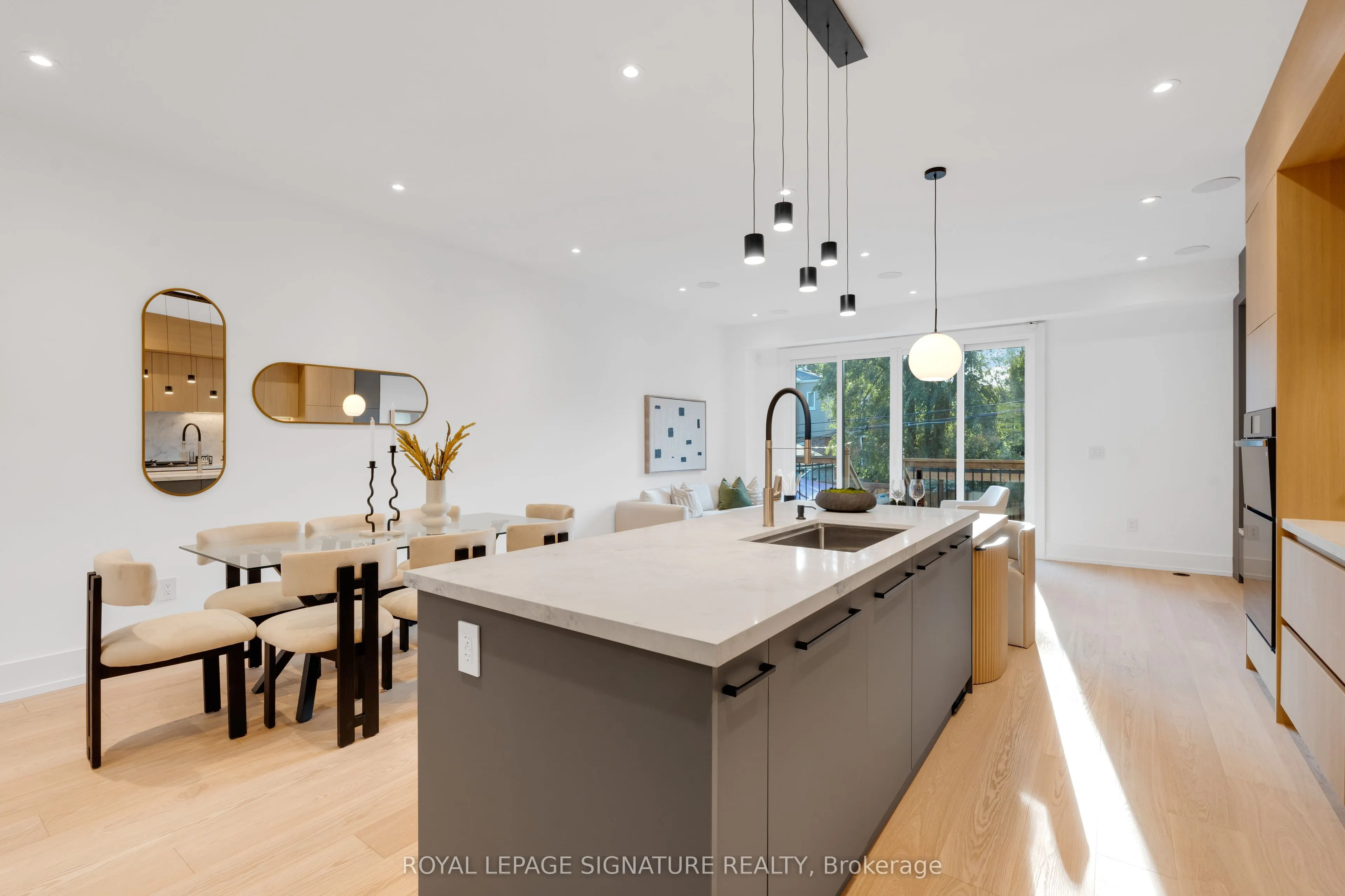 24 Elmsdale Road