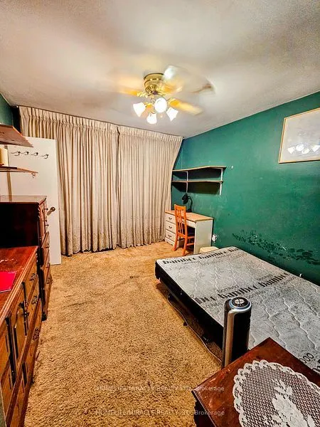 898 Kennedy Road, #Main