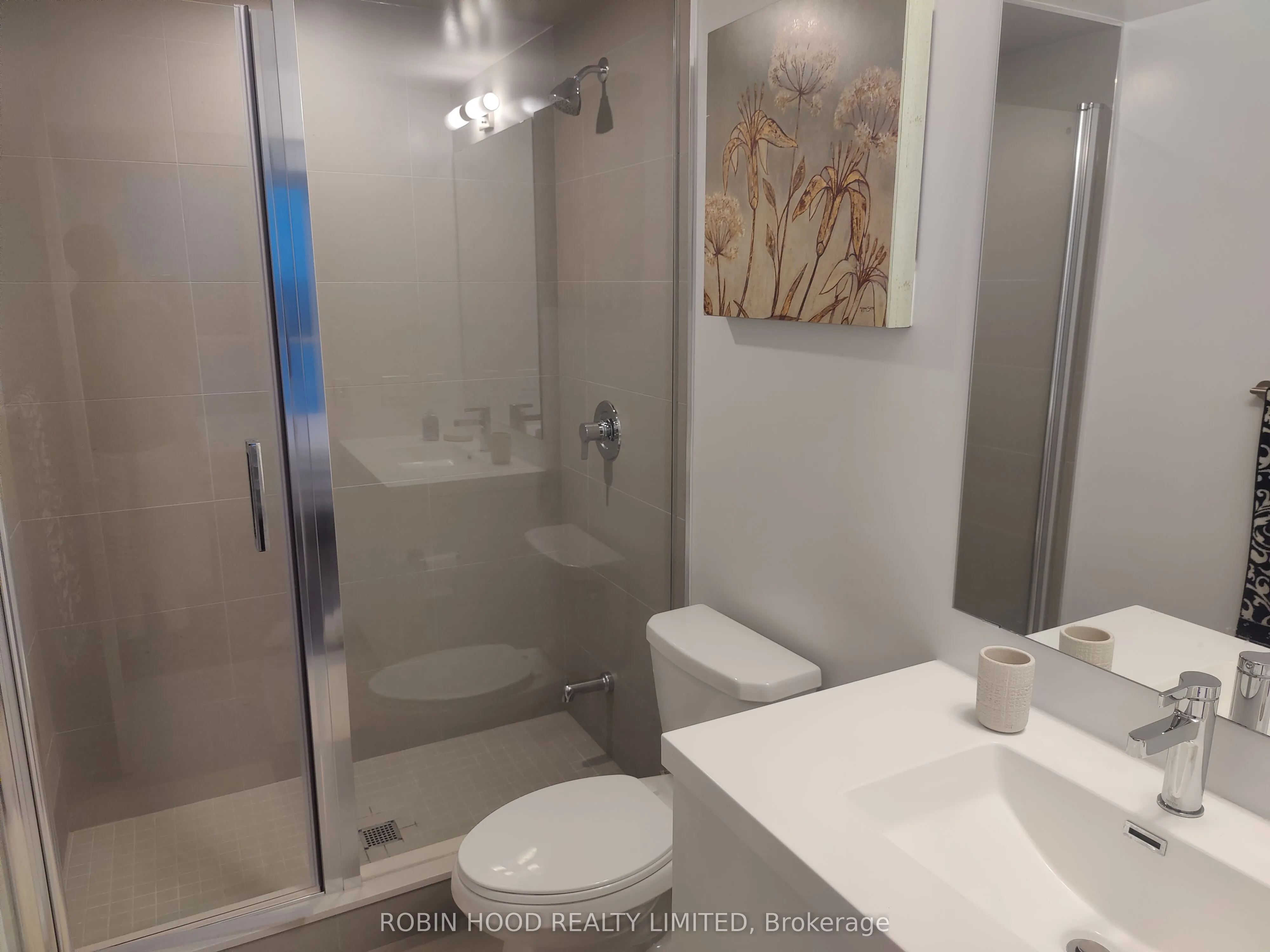 2550 Simcoe Street N, #2214