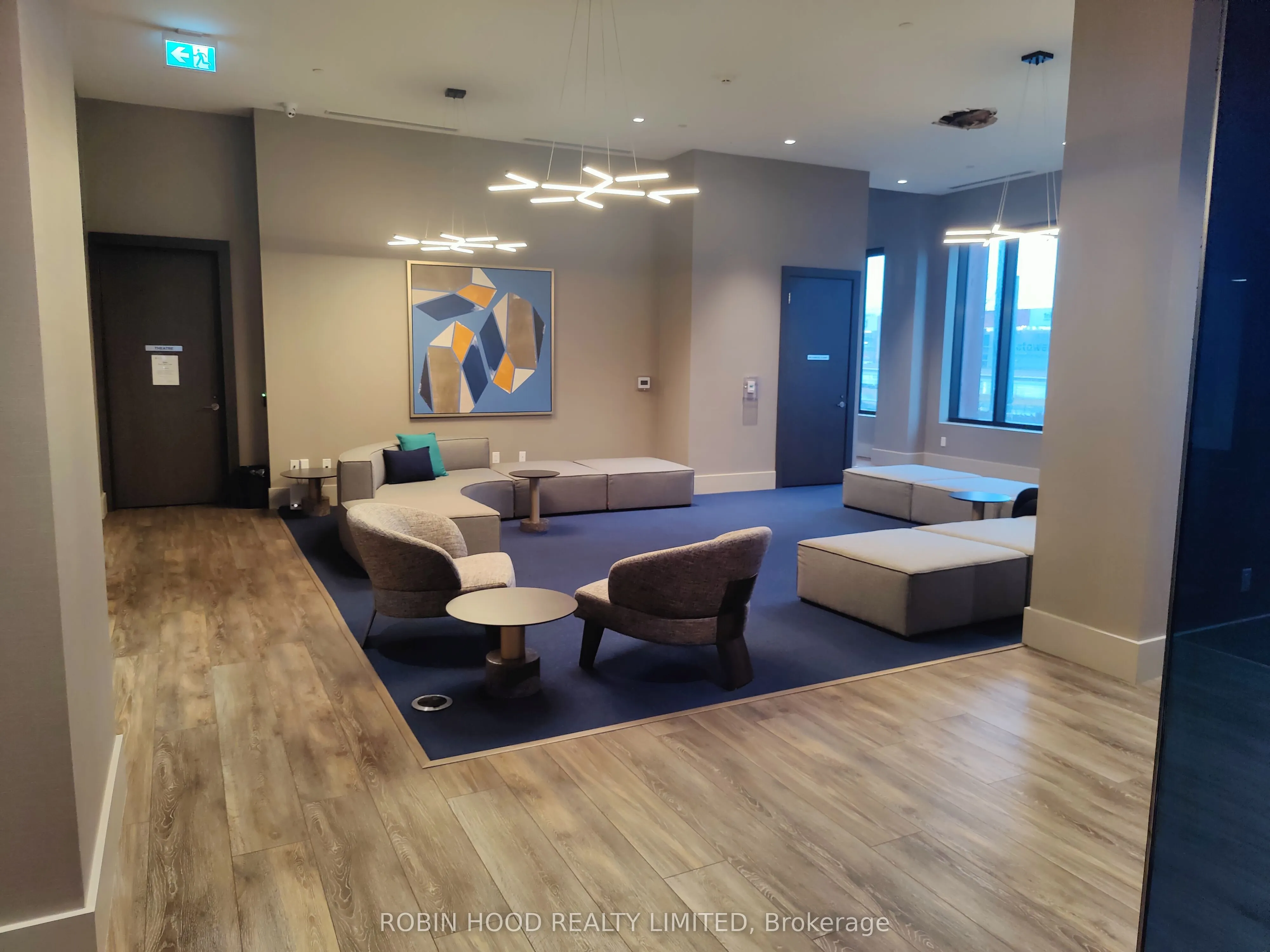 2550 Simcoe Street N, #2214
