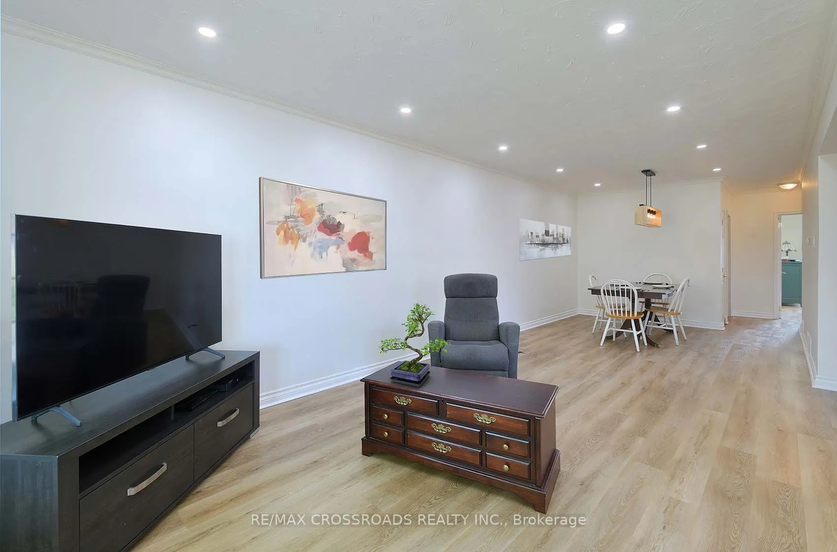 37 Avis Crescent