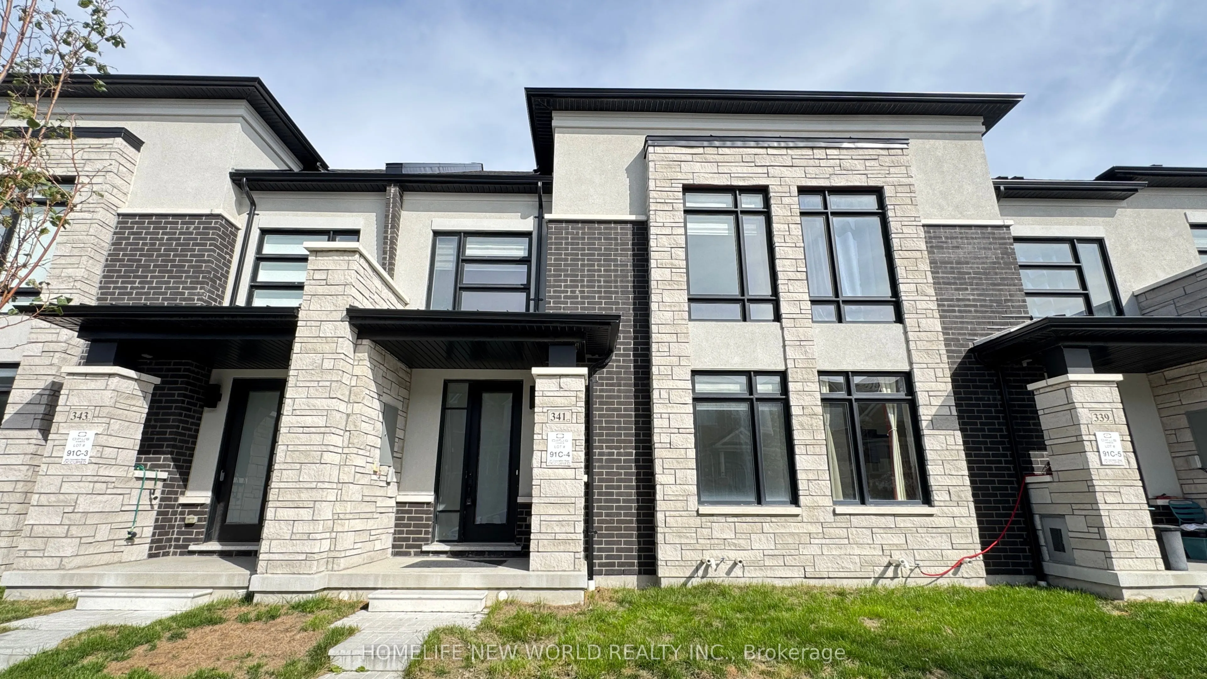 341 Coronation Road
