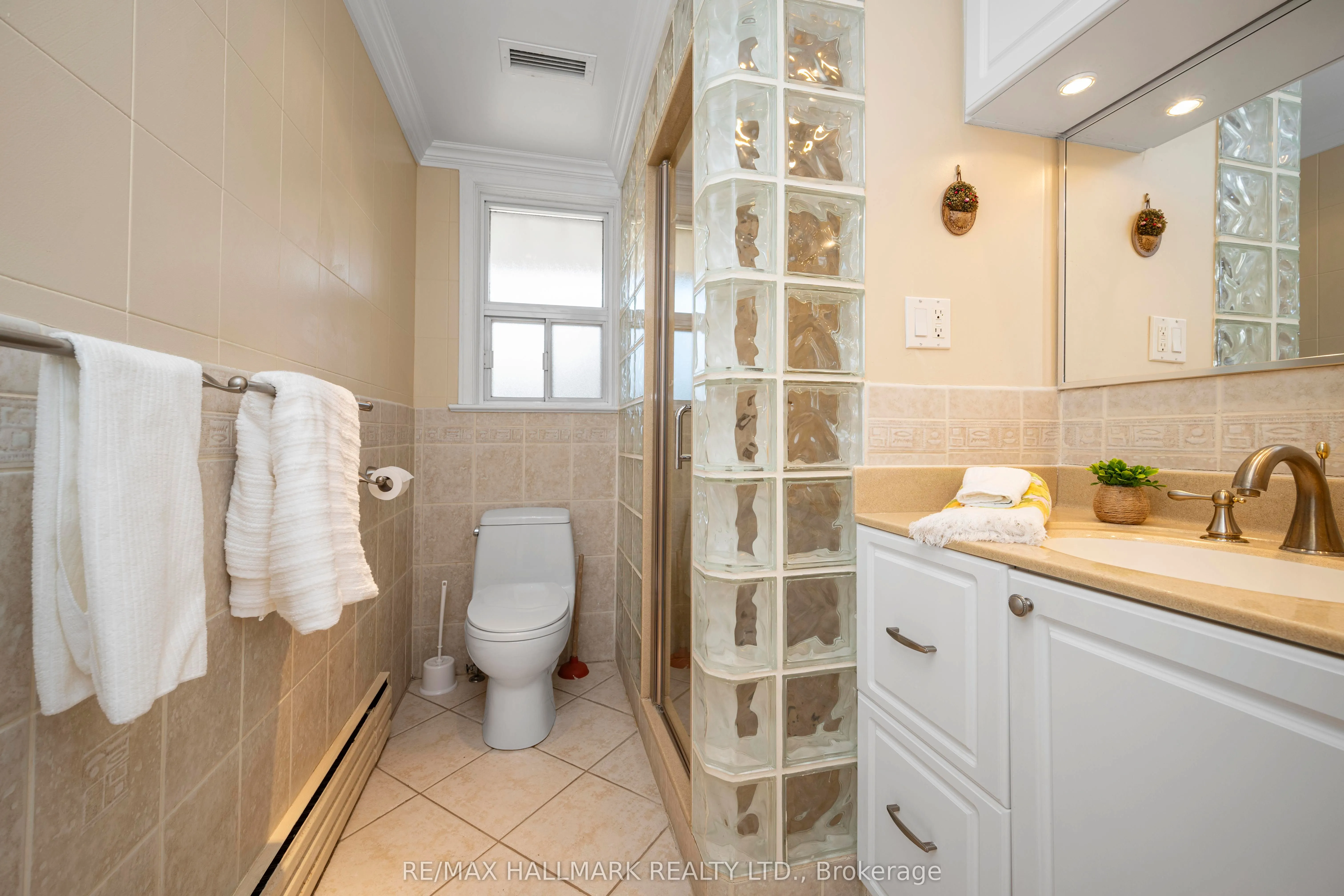 54 Heathfield Drive