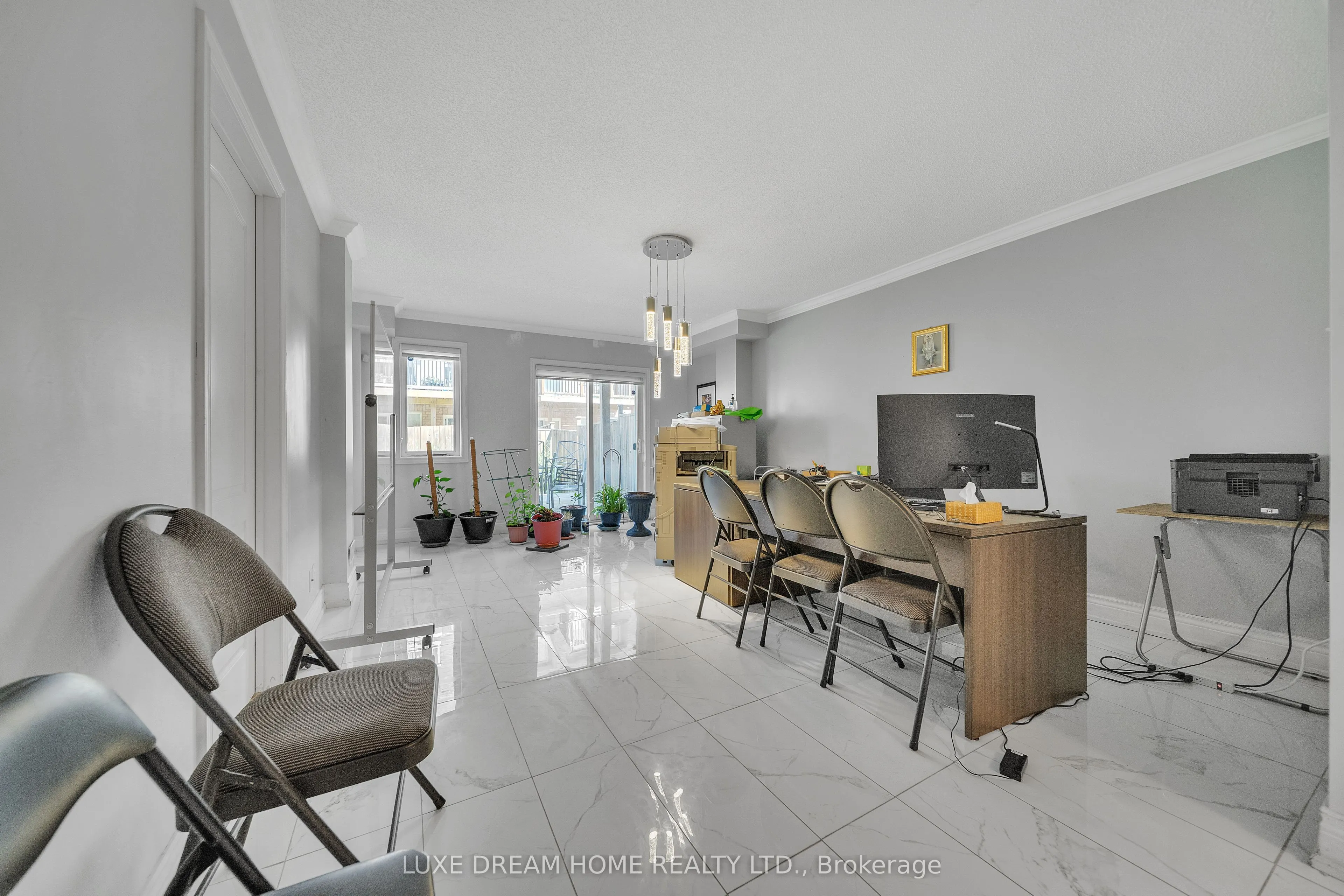1506 Dusty Drive