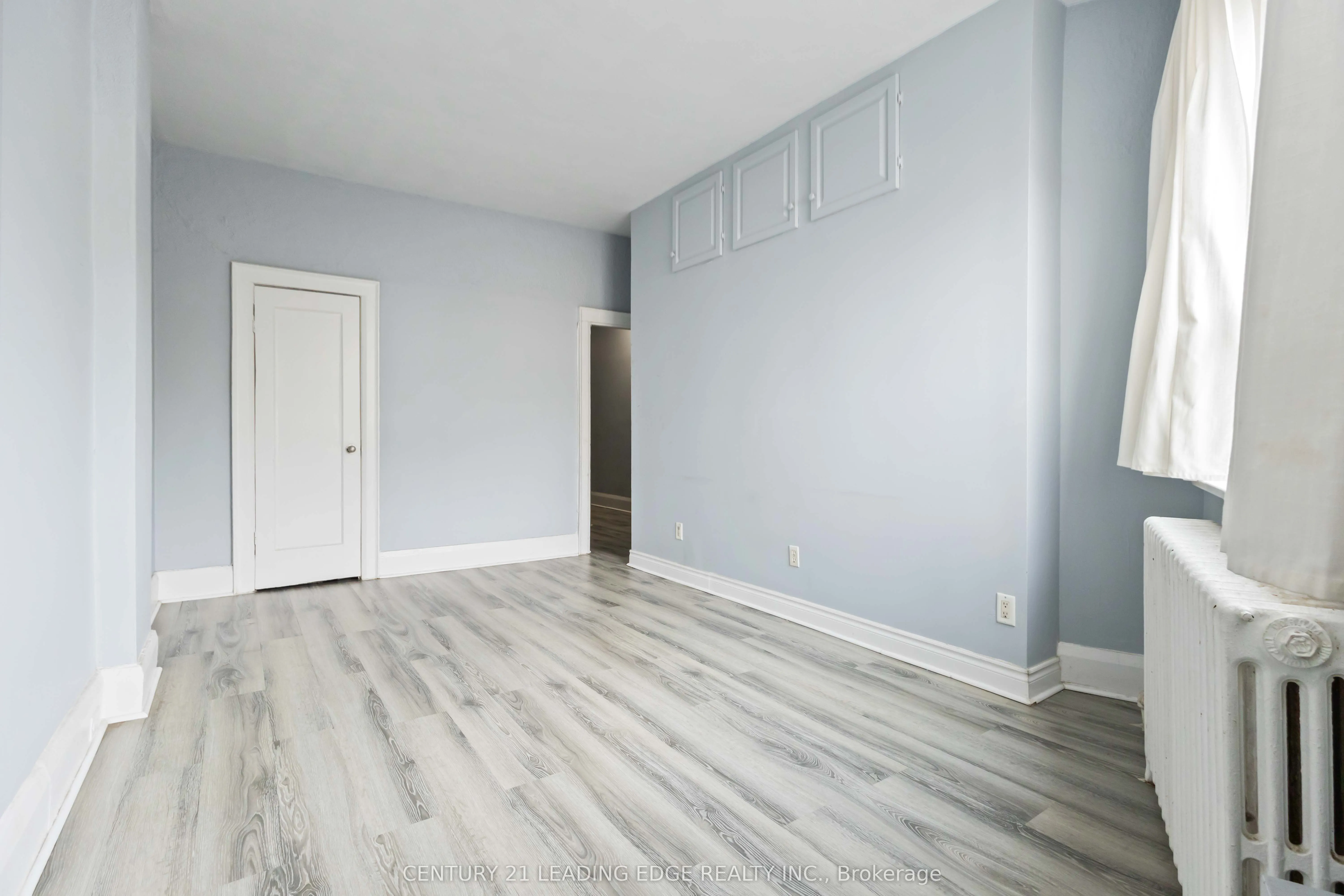 1563 Kingston Road, #Main