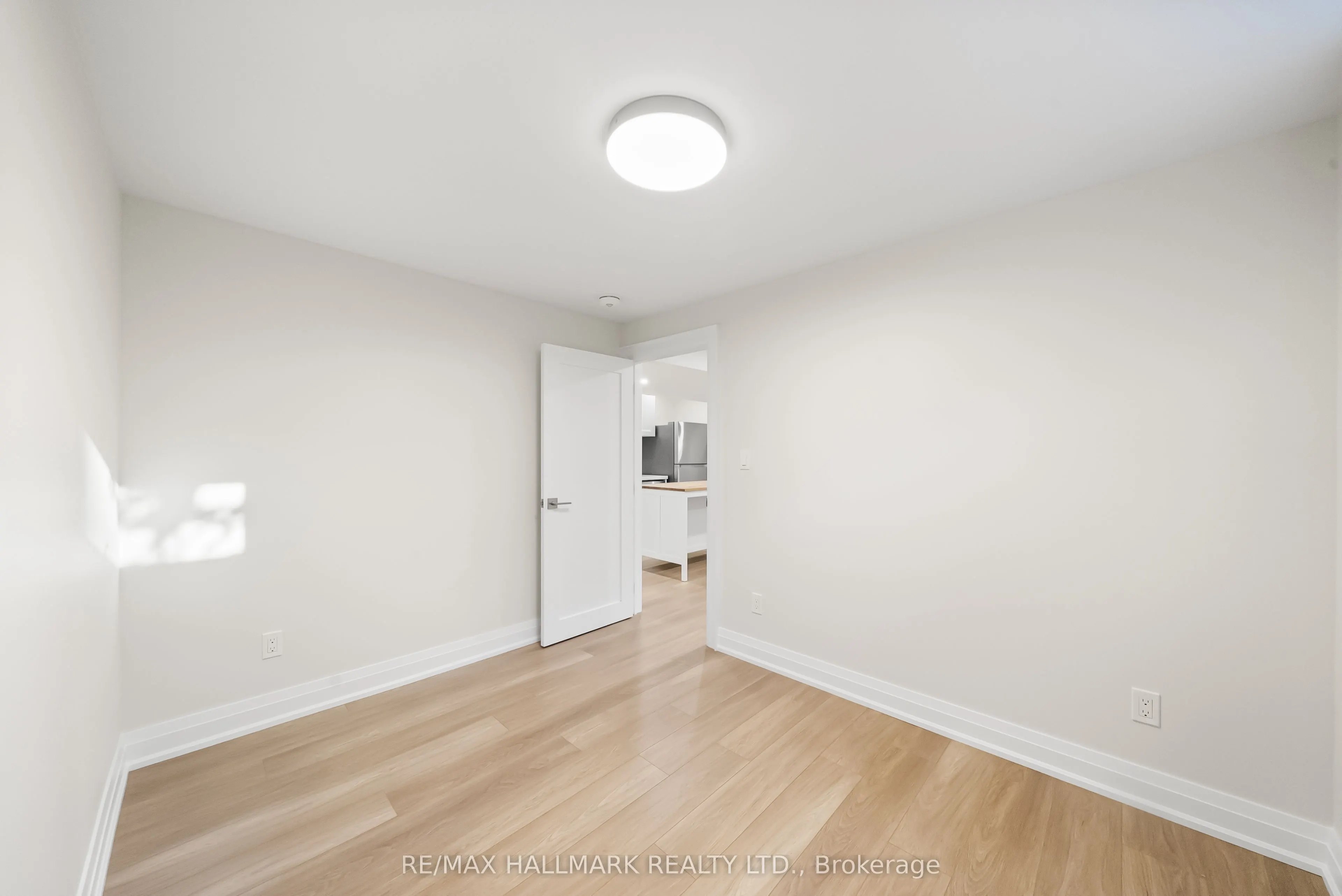 304 East Avenue E, #Bsmnt