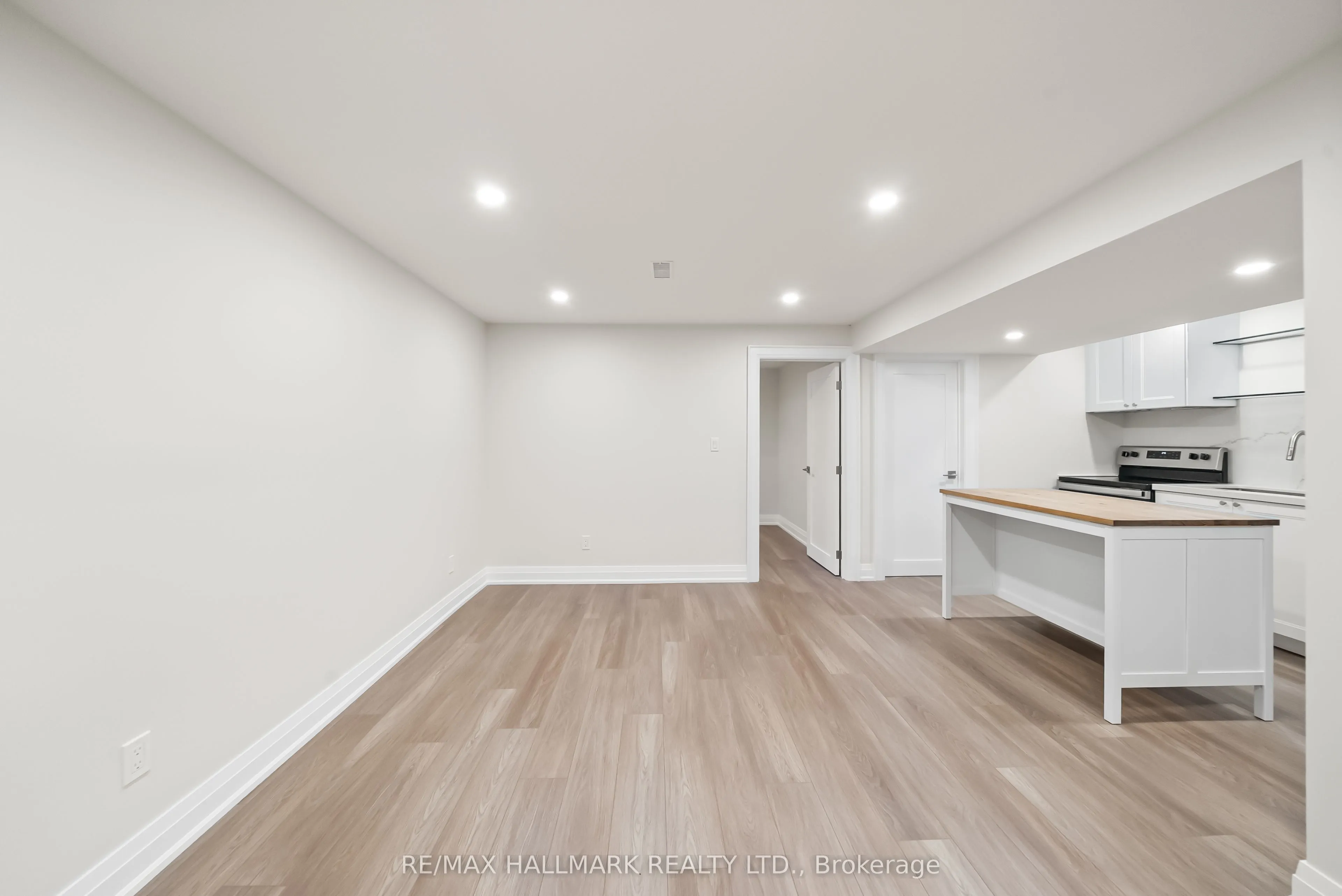 304 East Avenue E, #Bsmnt