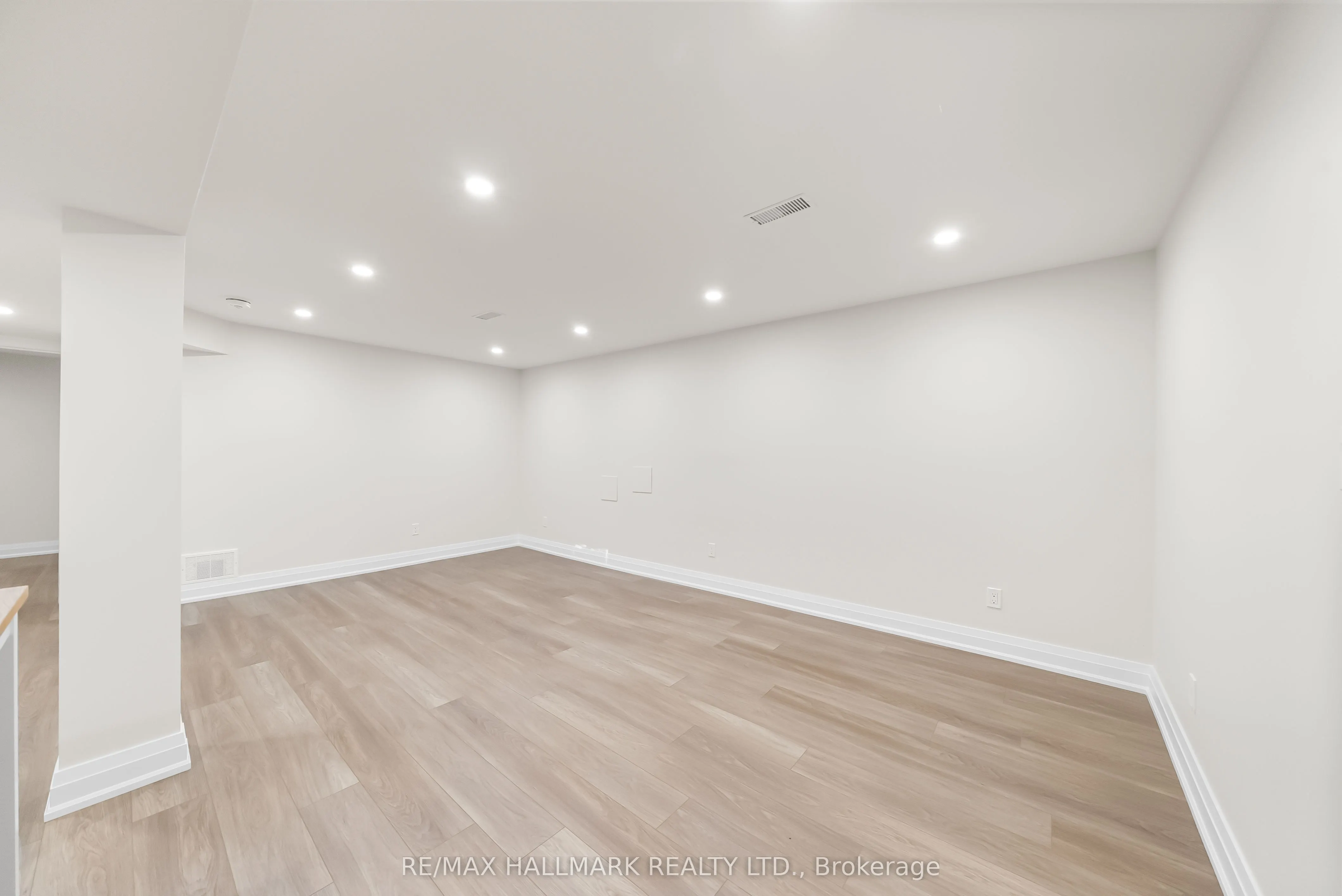 304 East Avenue E, #Bsmnt