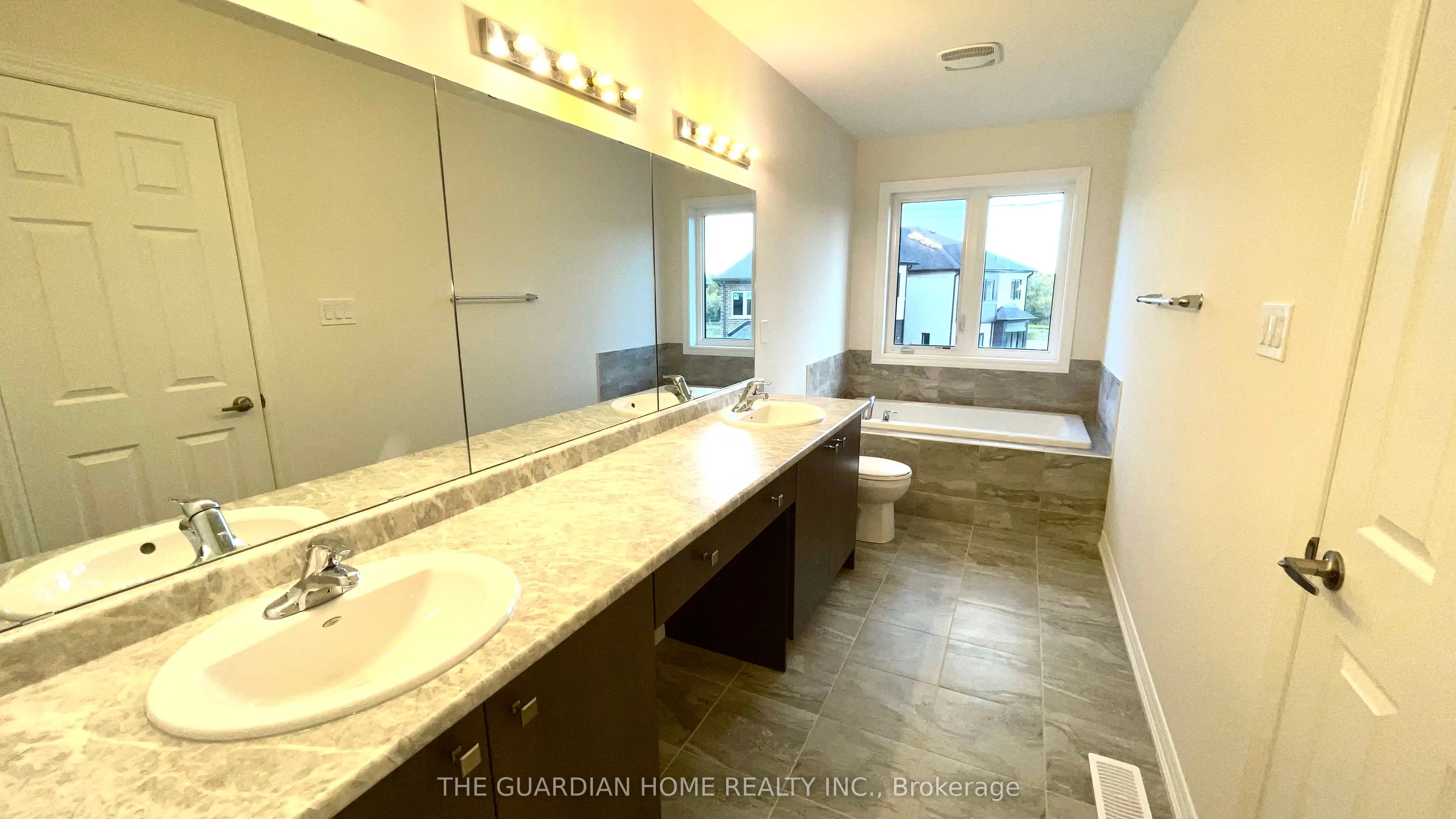 705 Catalina Manor