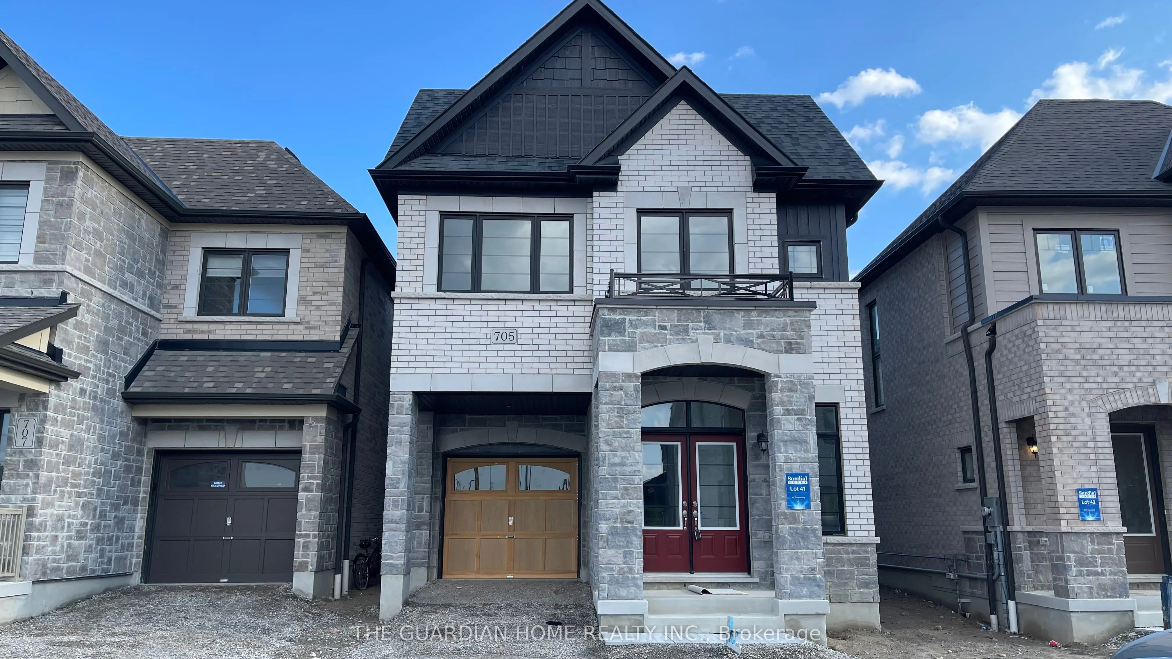 705 Catalina Manor