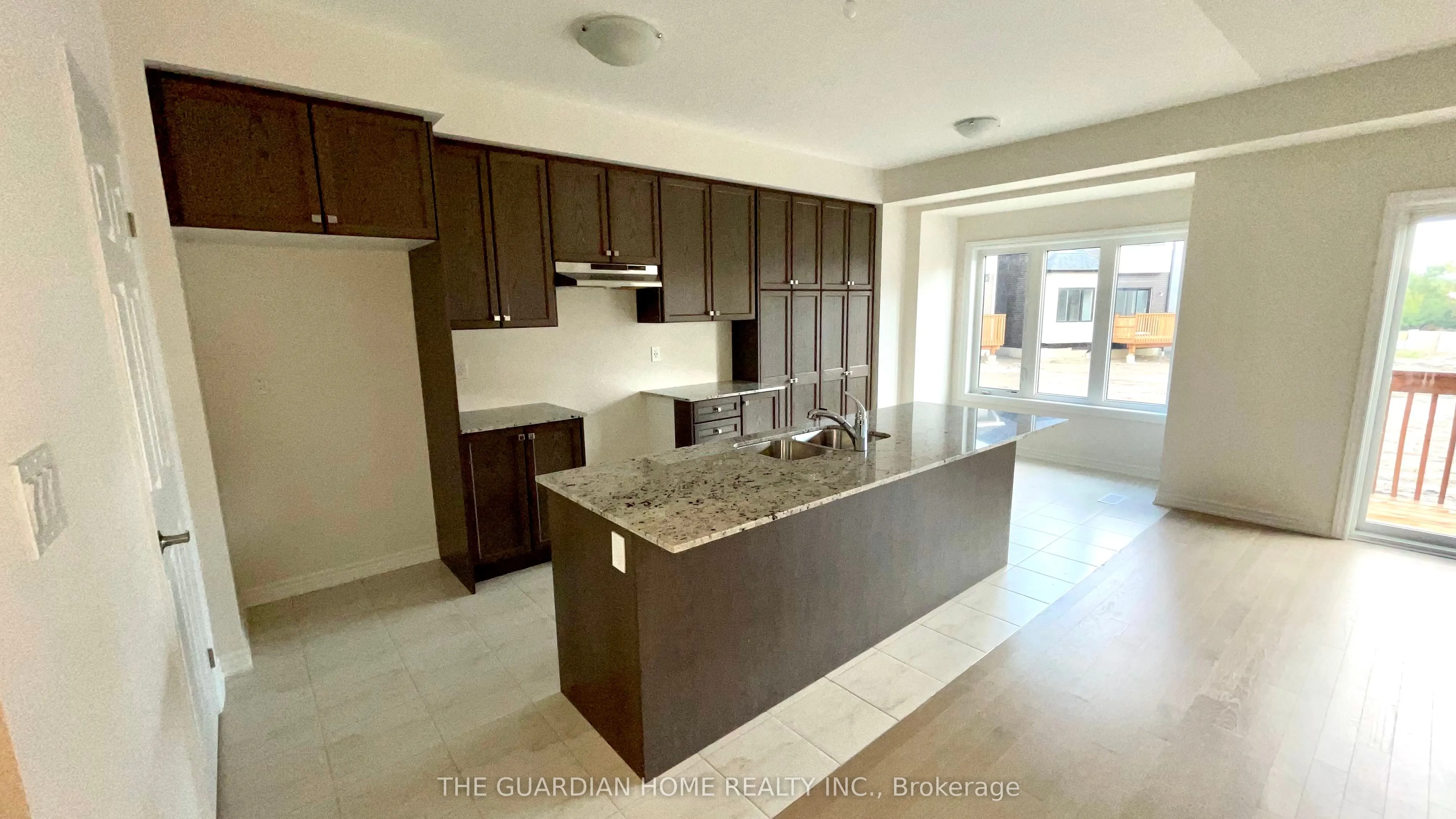 705 Catalina Manor
