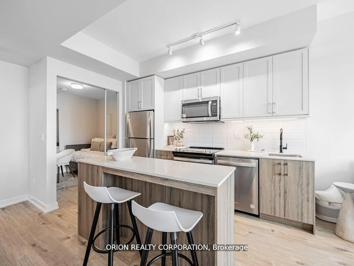 201 Brock Street S