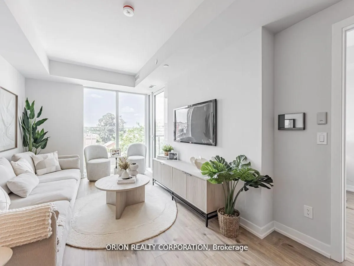201 Brock Street S