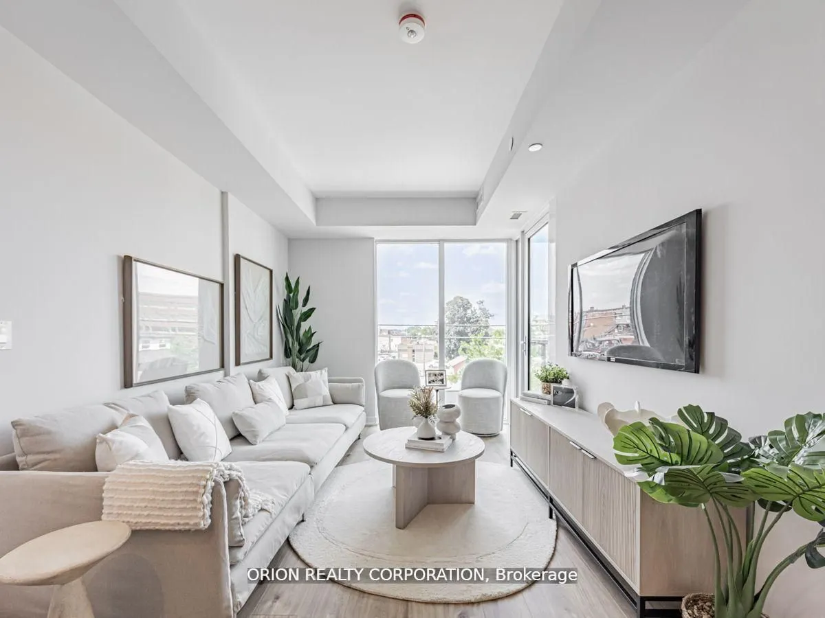 201 Brock Street S