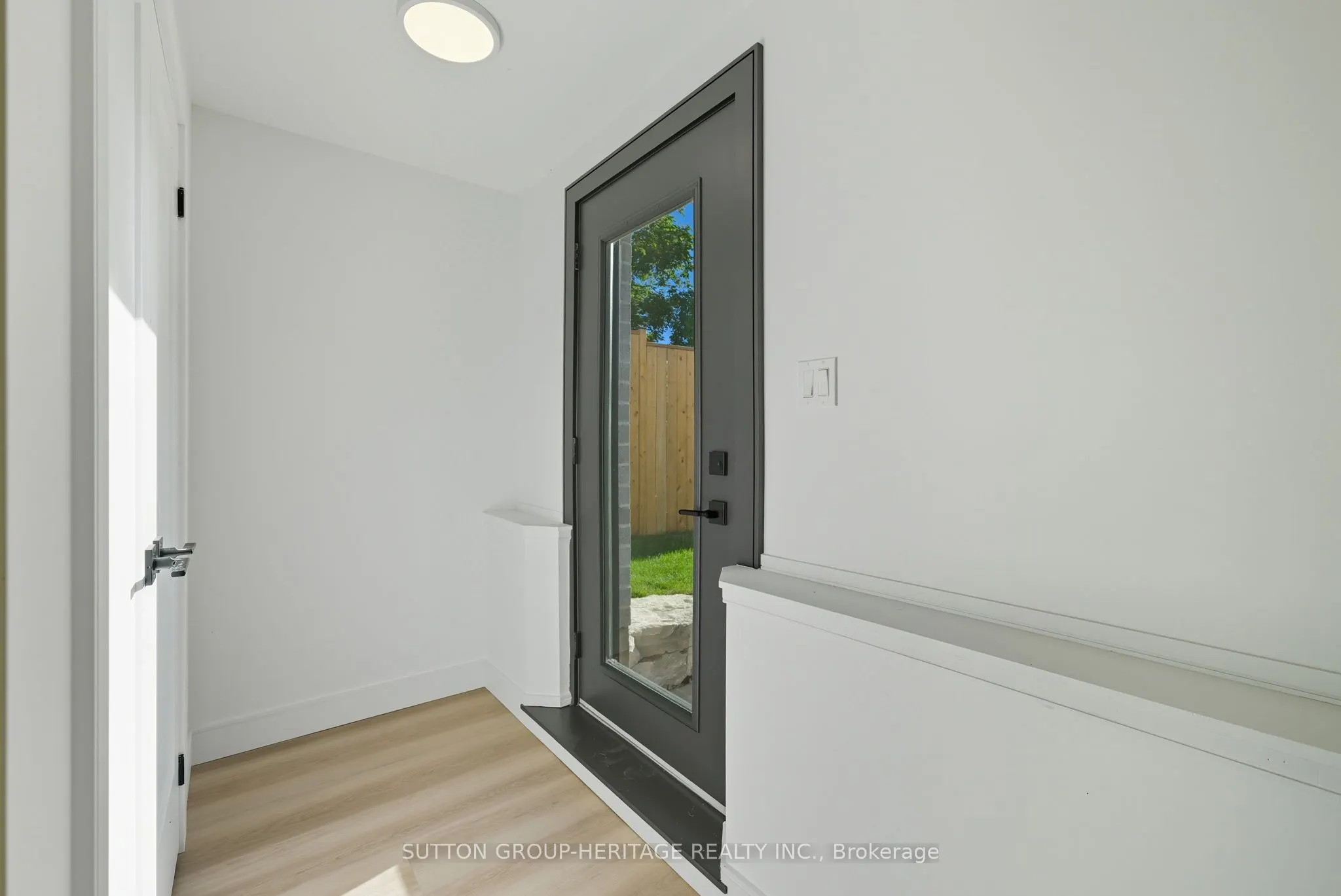 120B Cochrane Street
