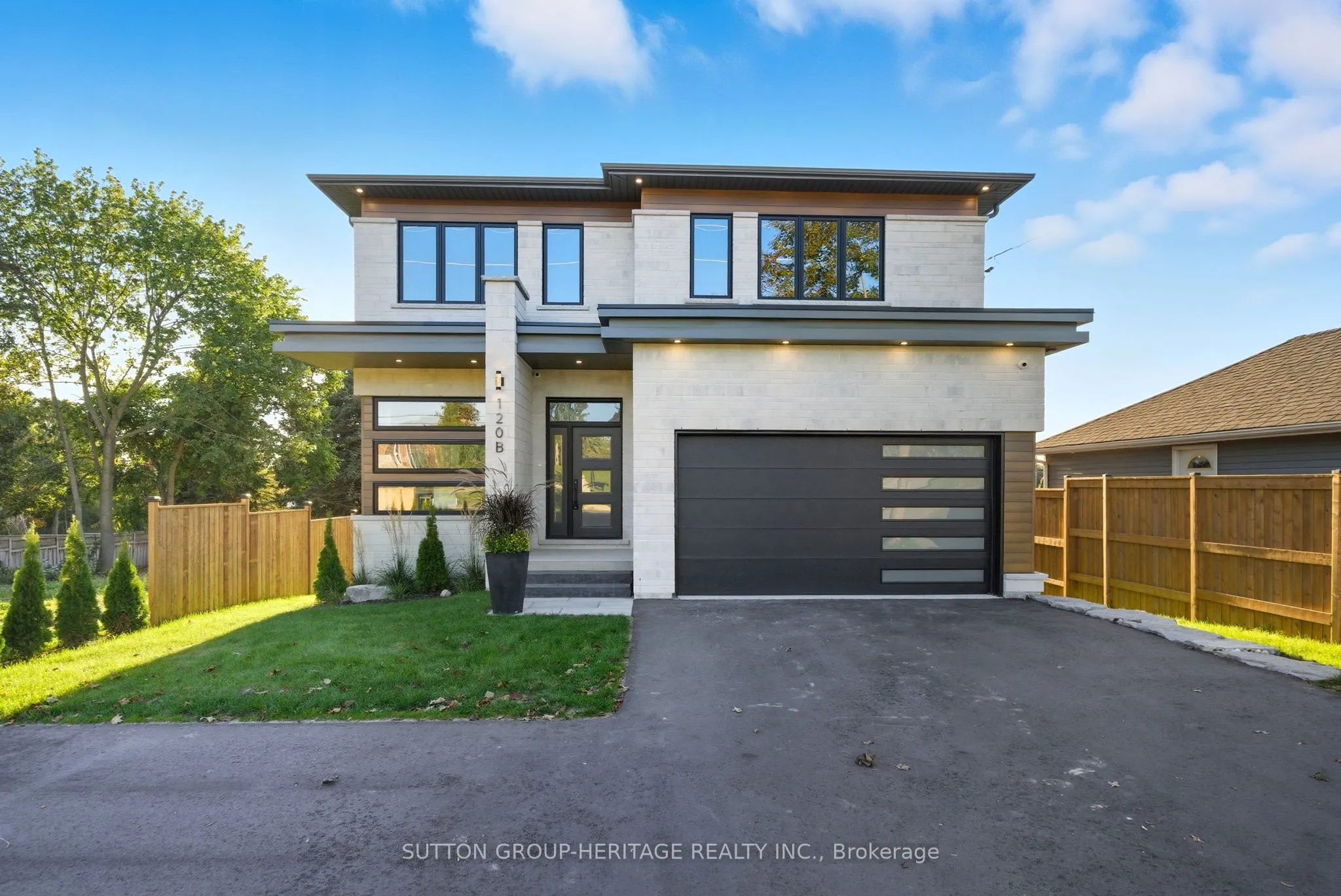120B Cochrane Street