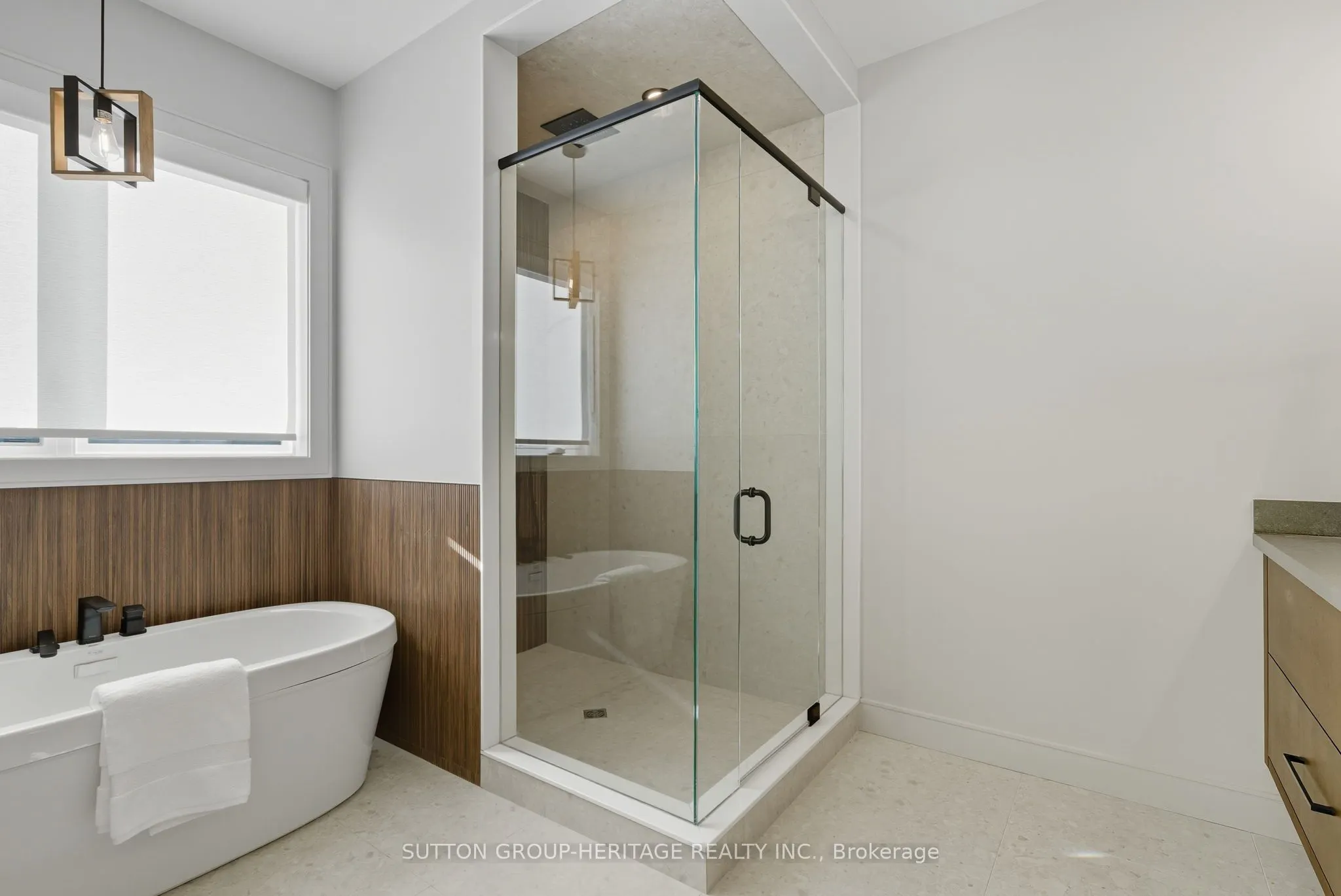 120B Cochrane Street