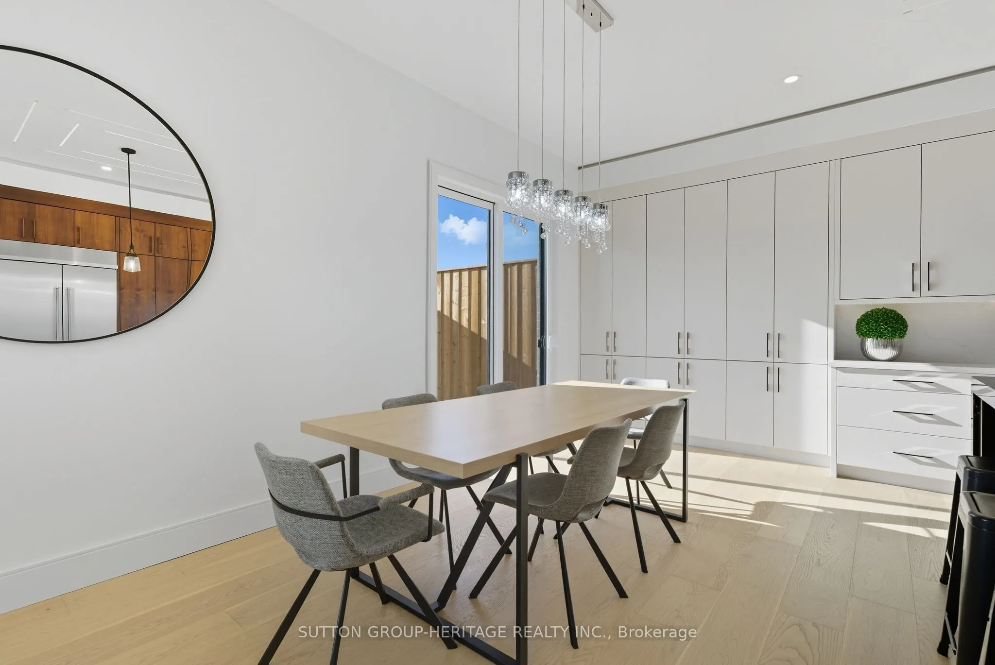120B Cochrane Street