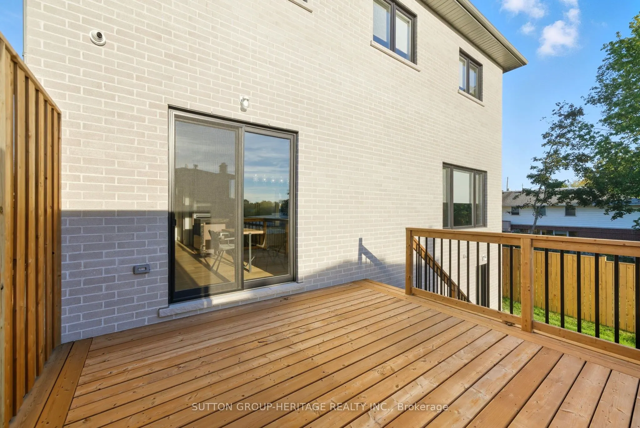 120B Cochrane Street