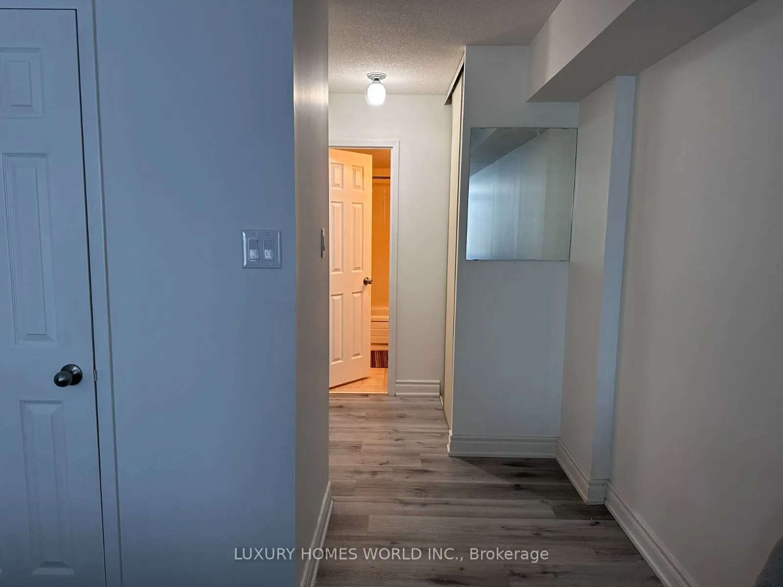 88 Alton Towers Circle E, #1404