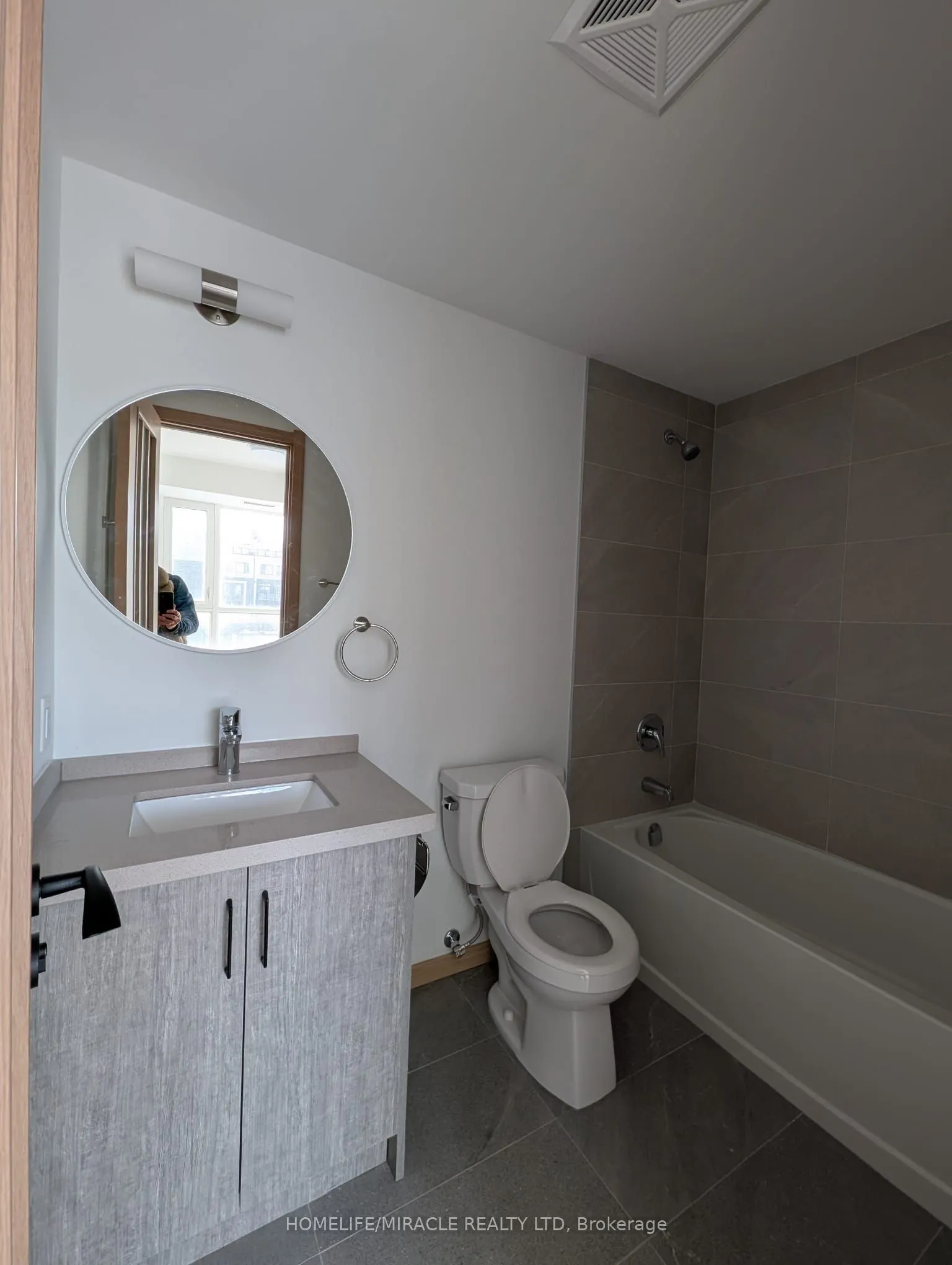 3445 Sheppard Avenue E, #B-202