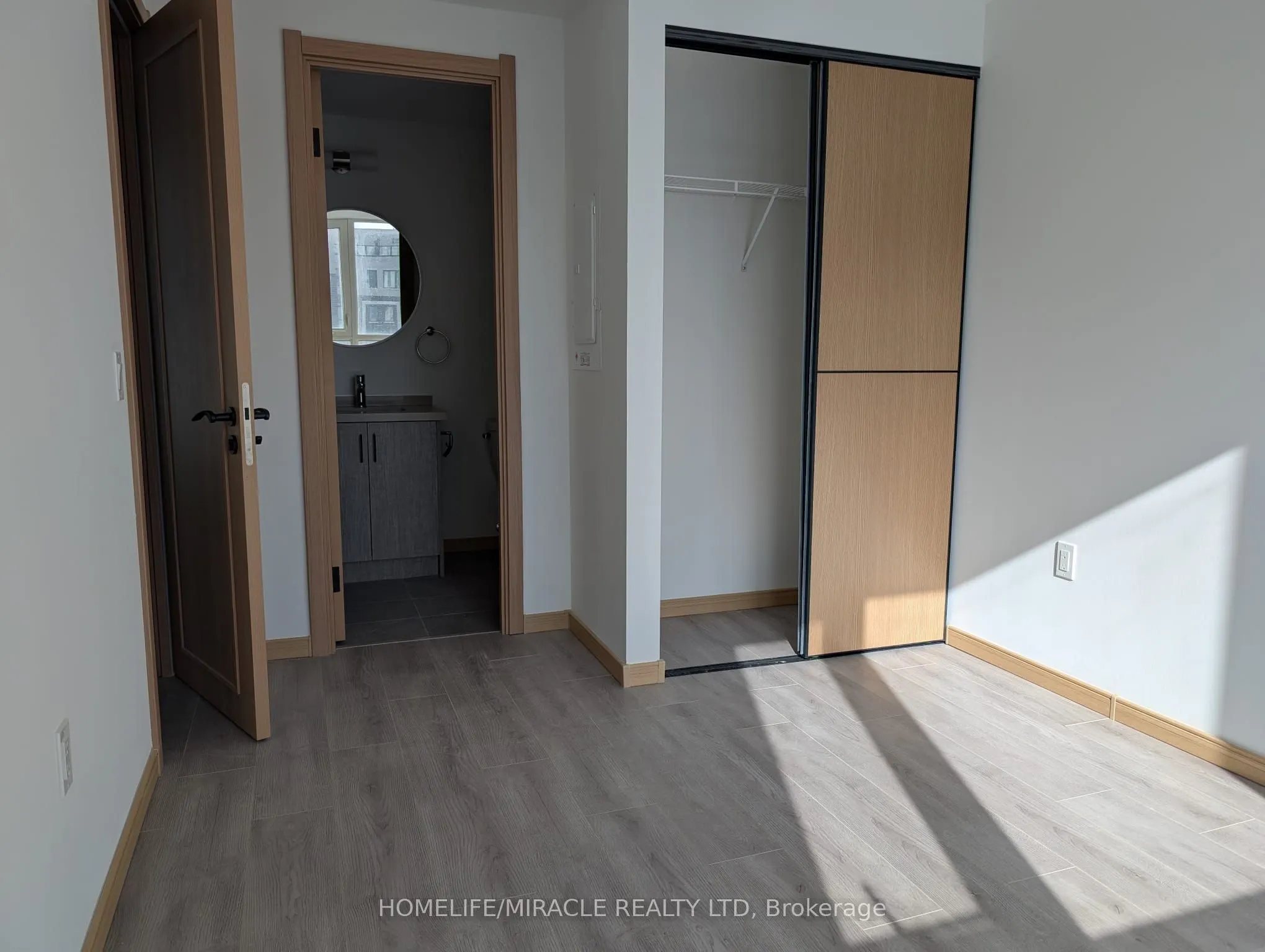 3445 Sheppard Avenue E, #B-202
