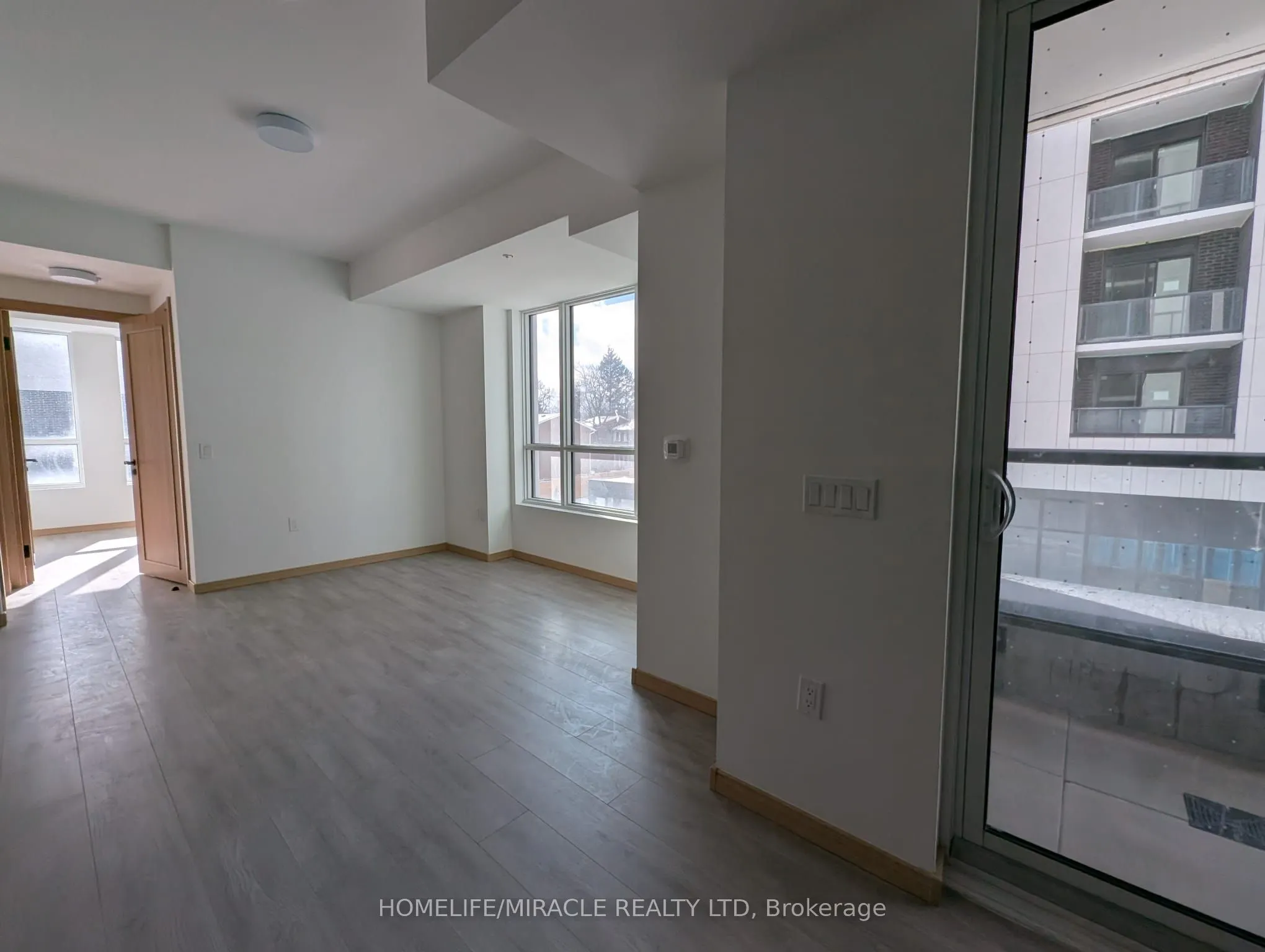 3445 Sheppard Avenue E, #B-202