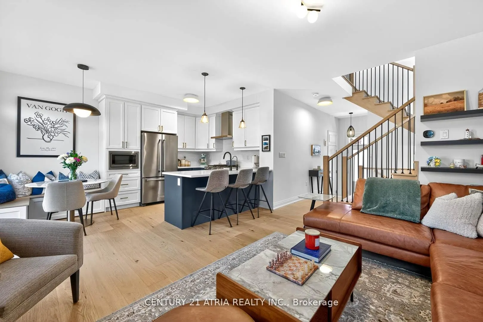 2888 Foxden Square