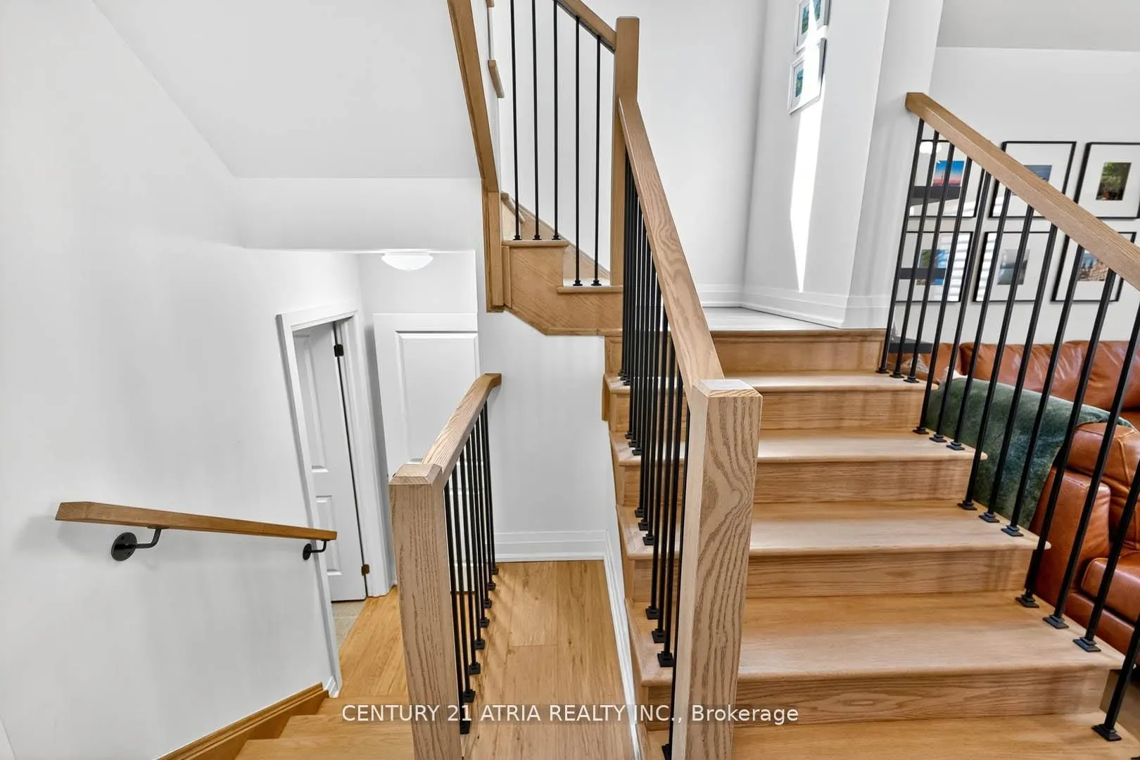 2888 Foxden Square
