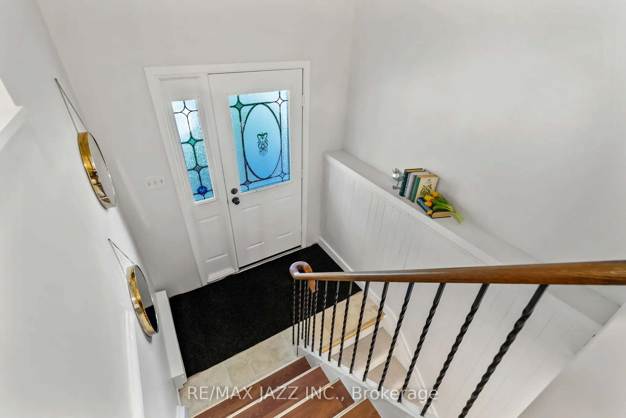 1326 Valley Drive