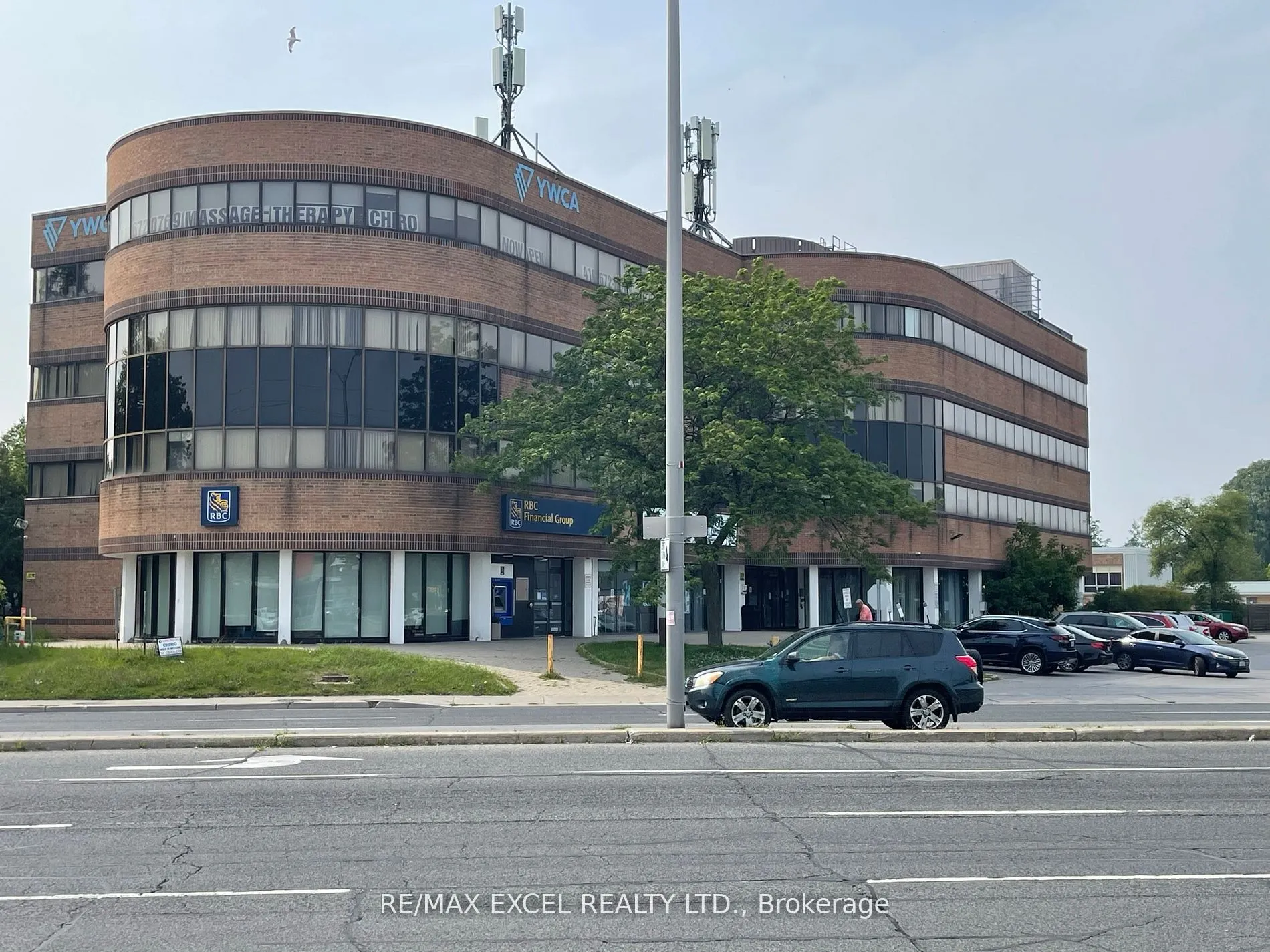 3090 Kingston Road, #402
