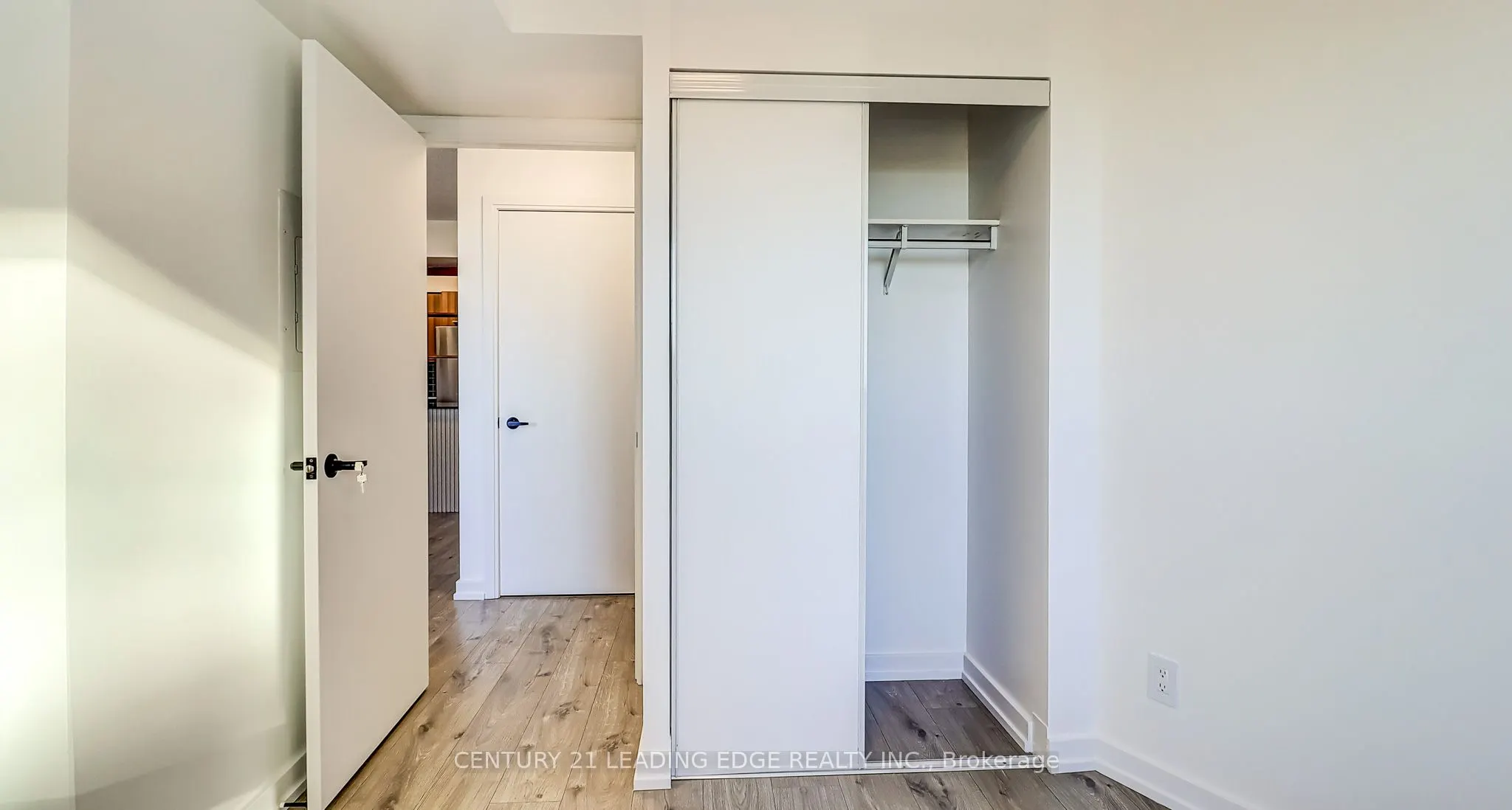 125 Village Green Square, #3311
