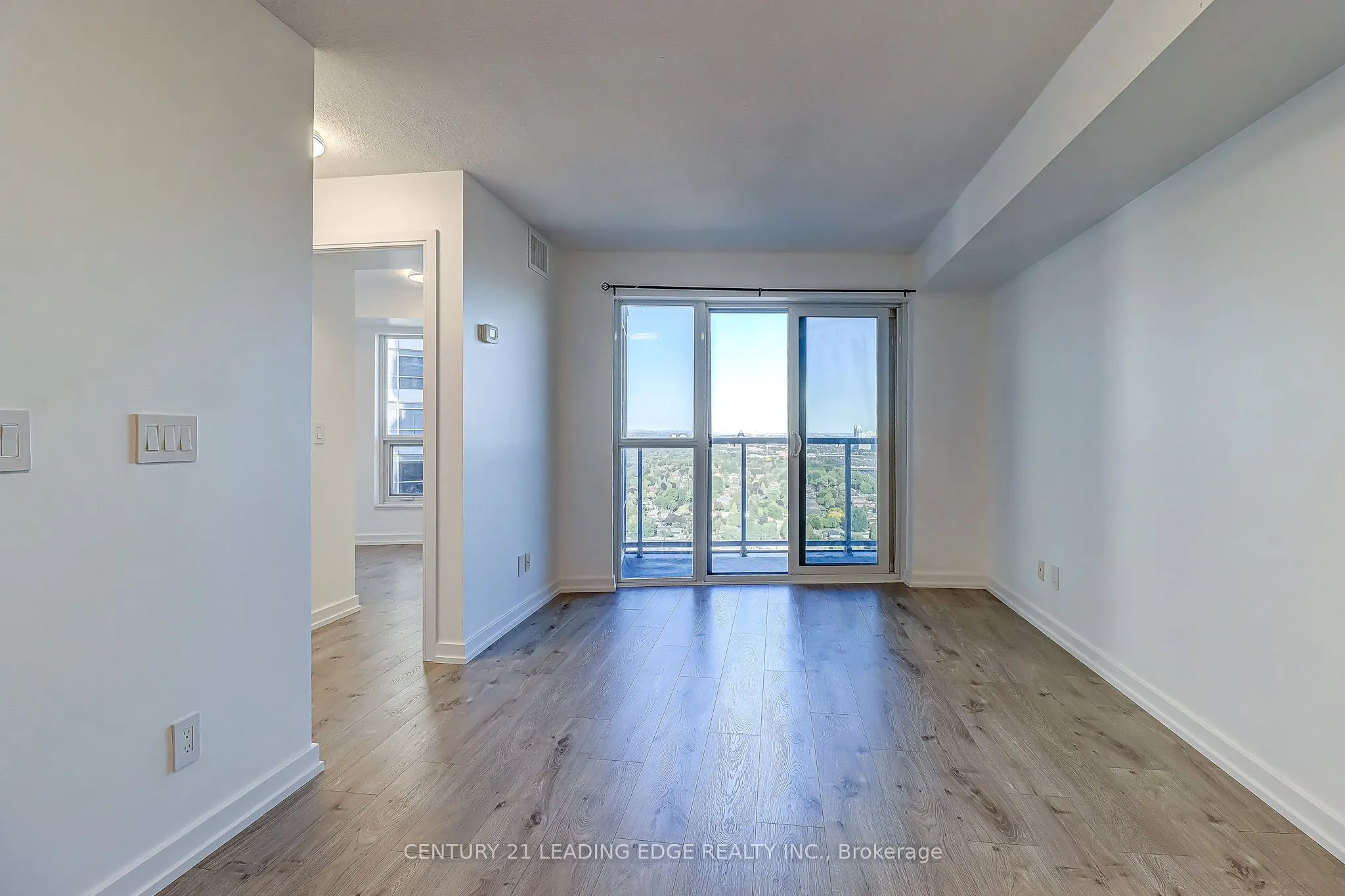 125 Village Green Square, #3311