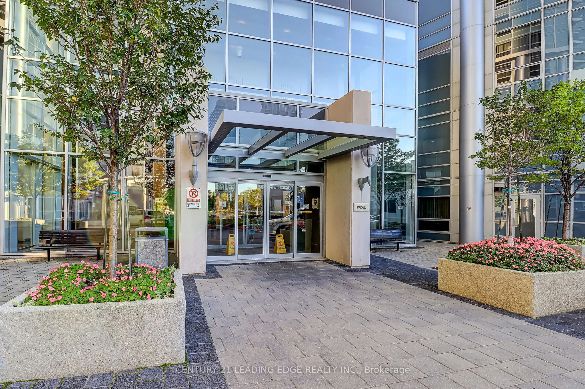 125 Village Green Square, #3311