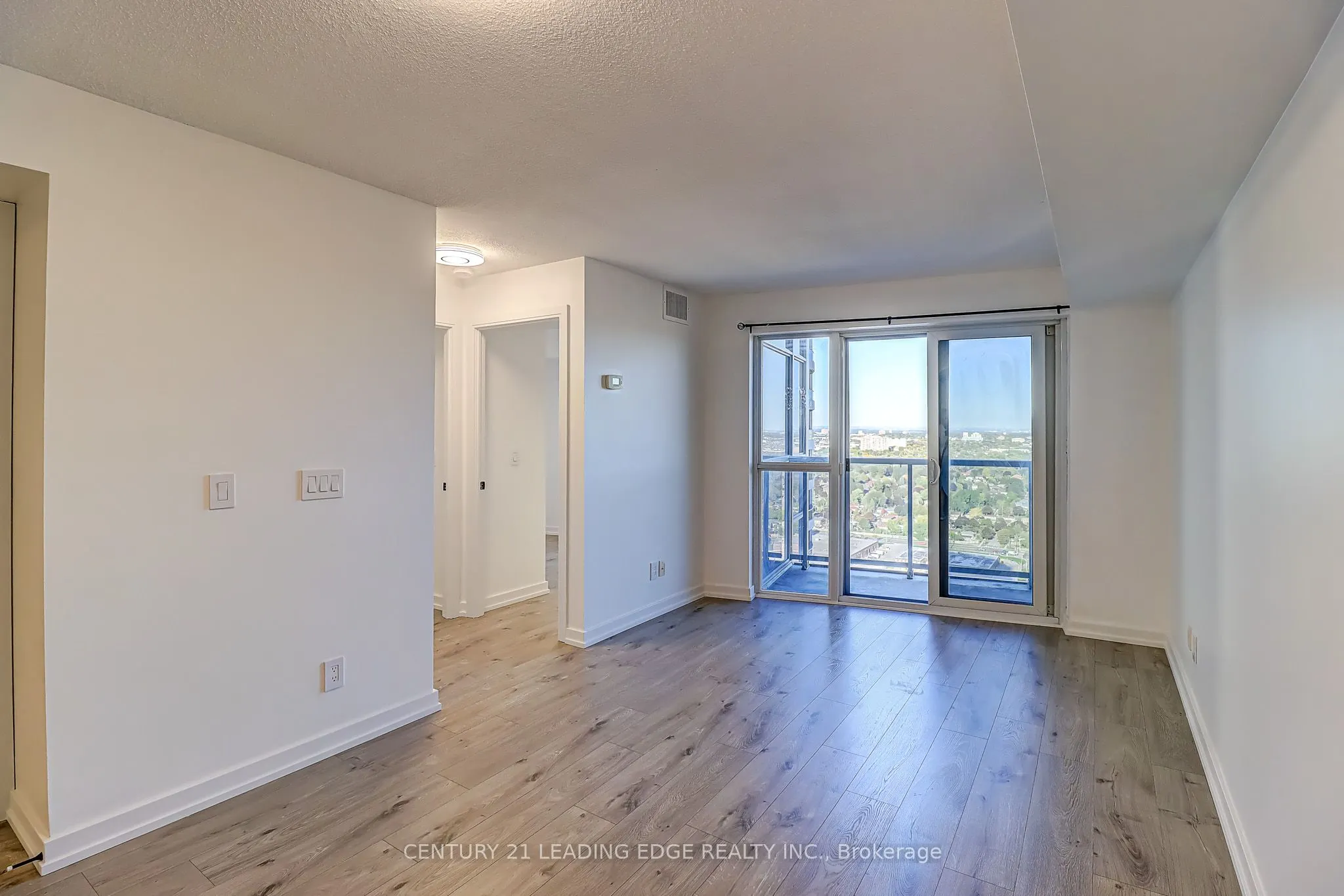 125 Village Green Square, #3311