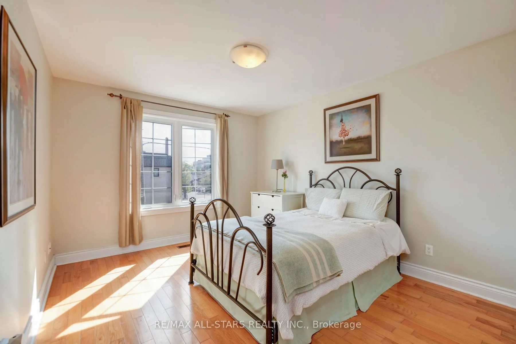 32 Barker Avenue