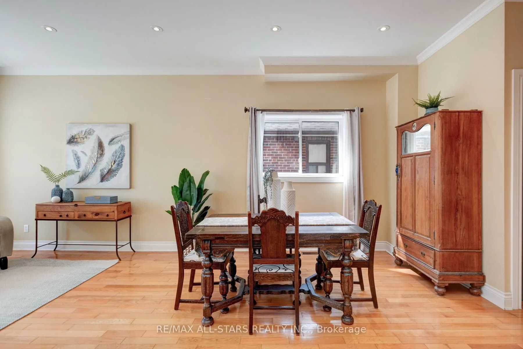 32 Barker Avenue