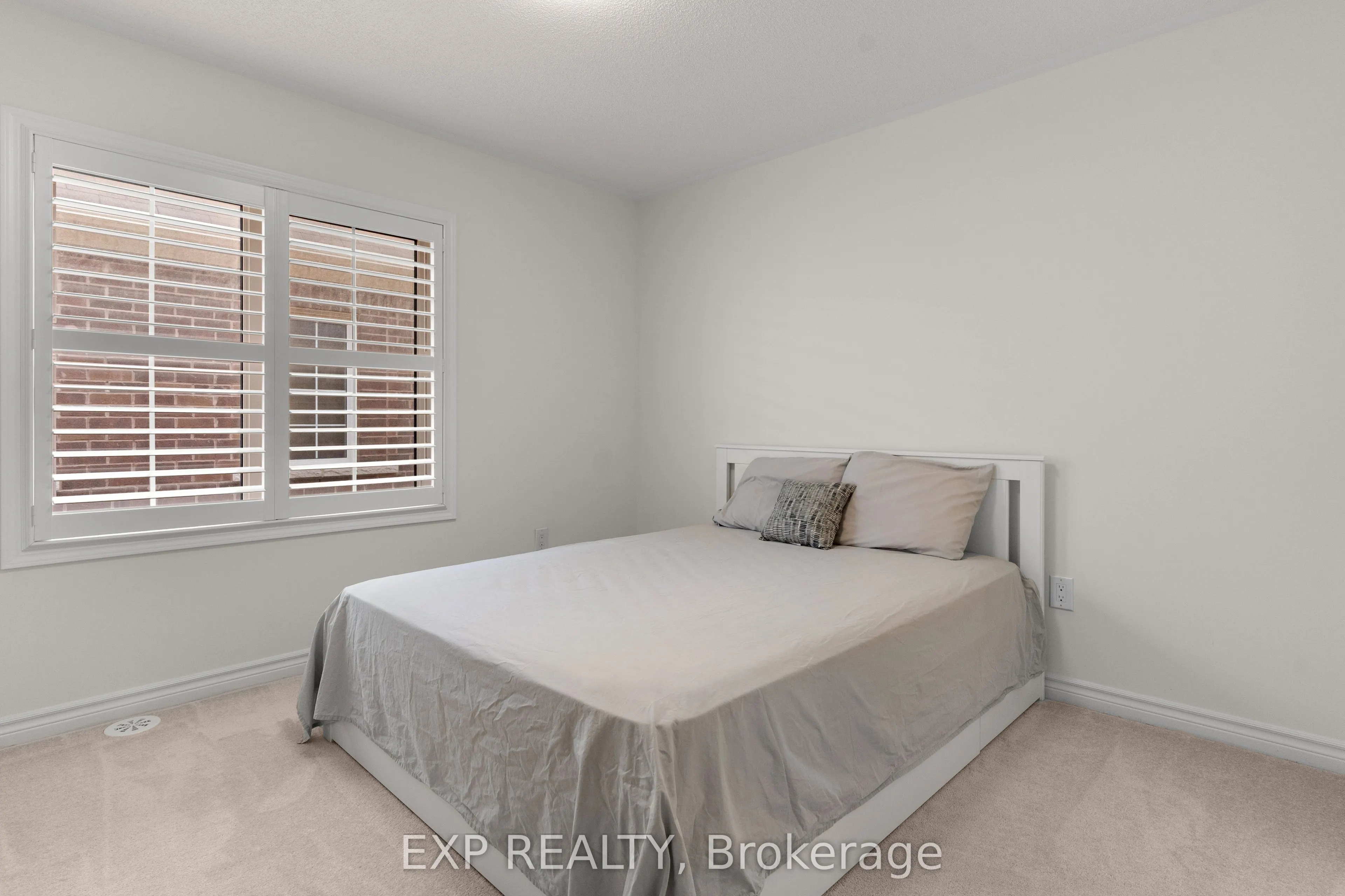 13 Goldeye Street