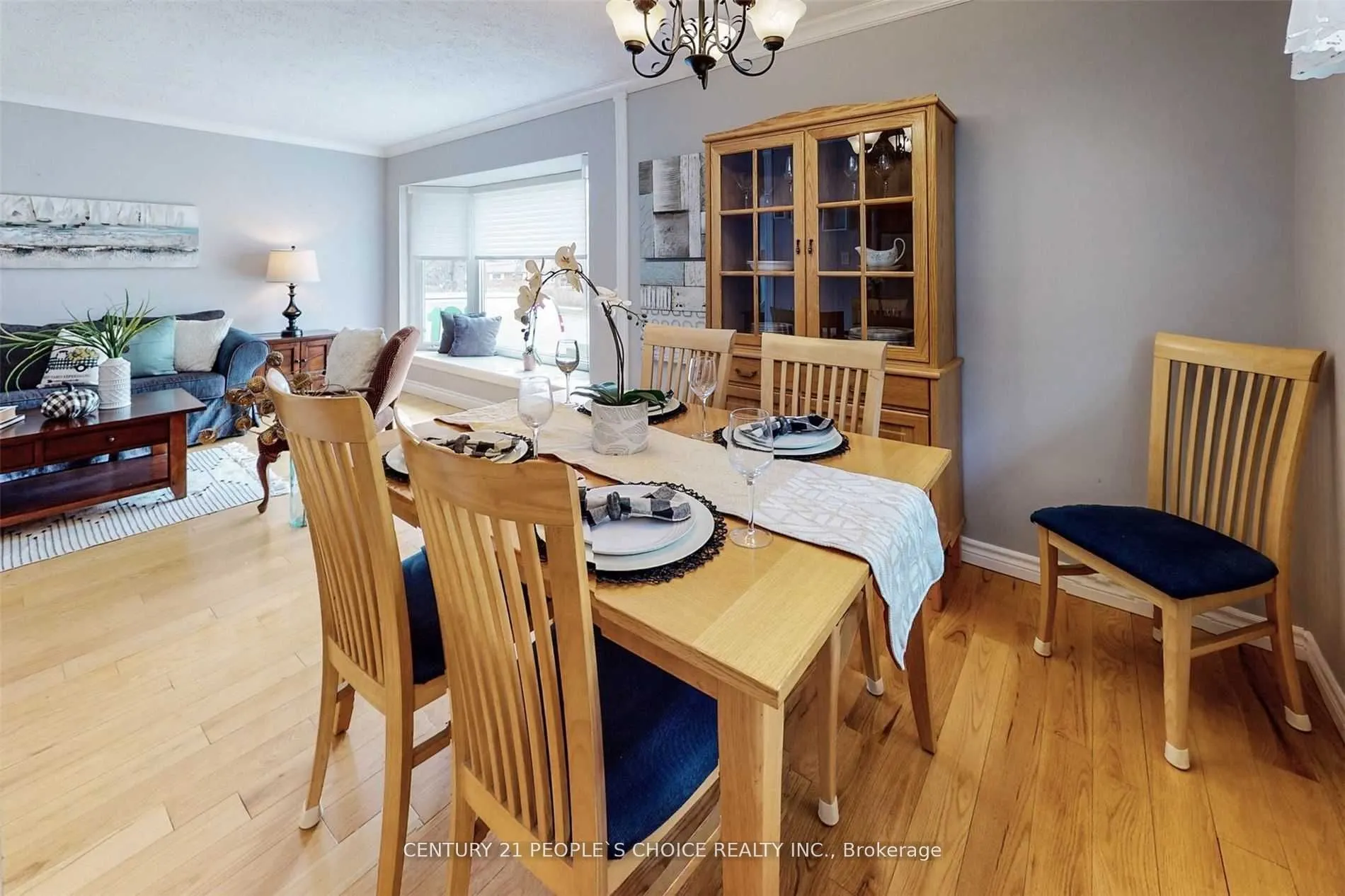 5 Mid Pines Road