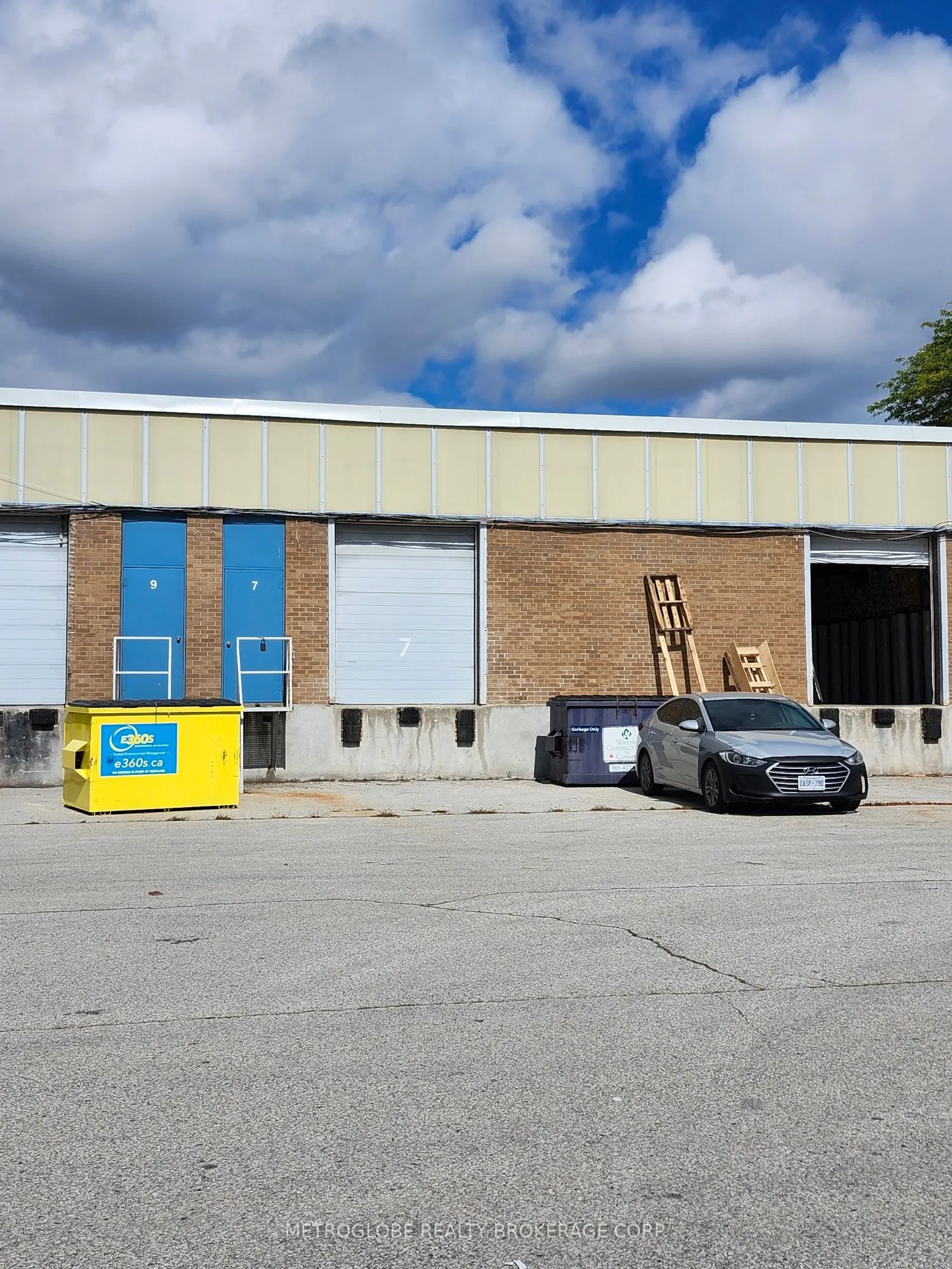 2220 Midland Avenue, #7AP