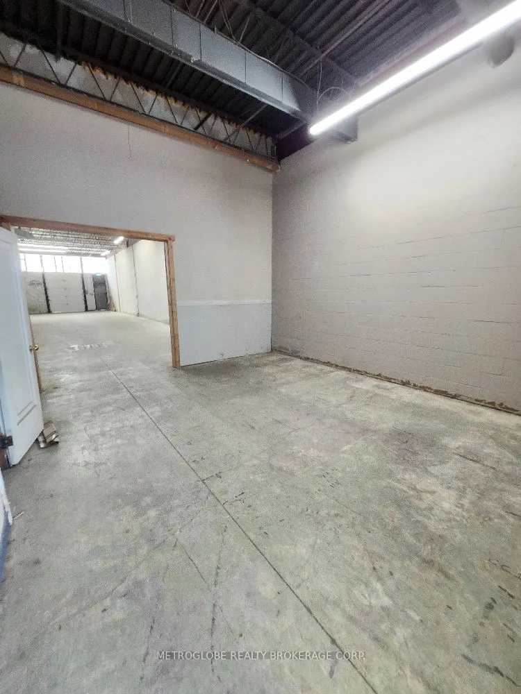 2220 Midland Avenue, #7AP