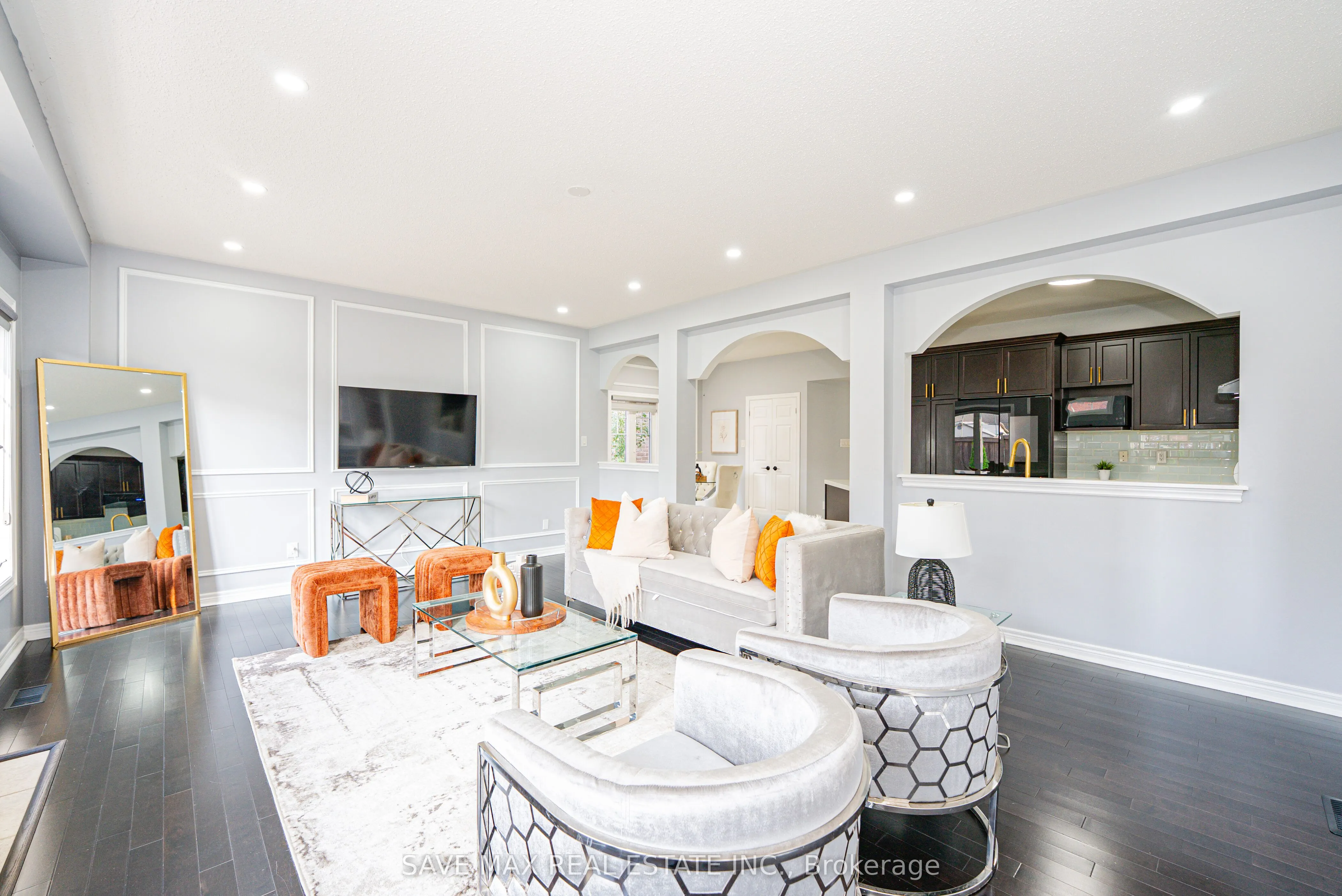 113 Sharplin Drive
