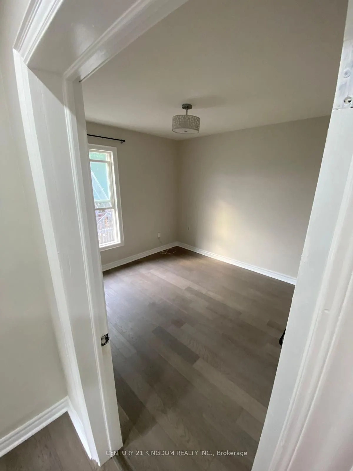 201 Albert Street, #Upper