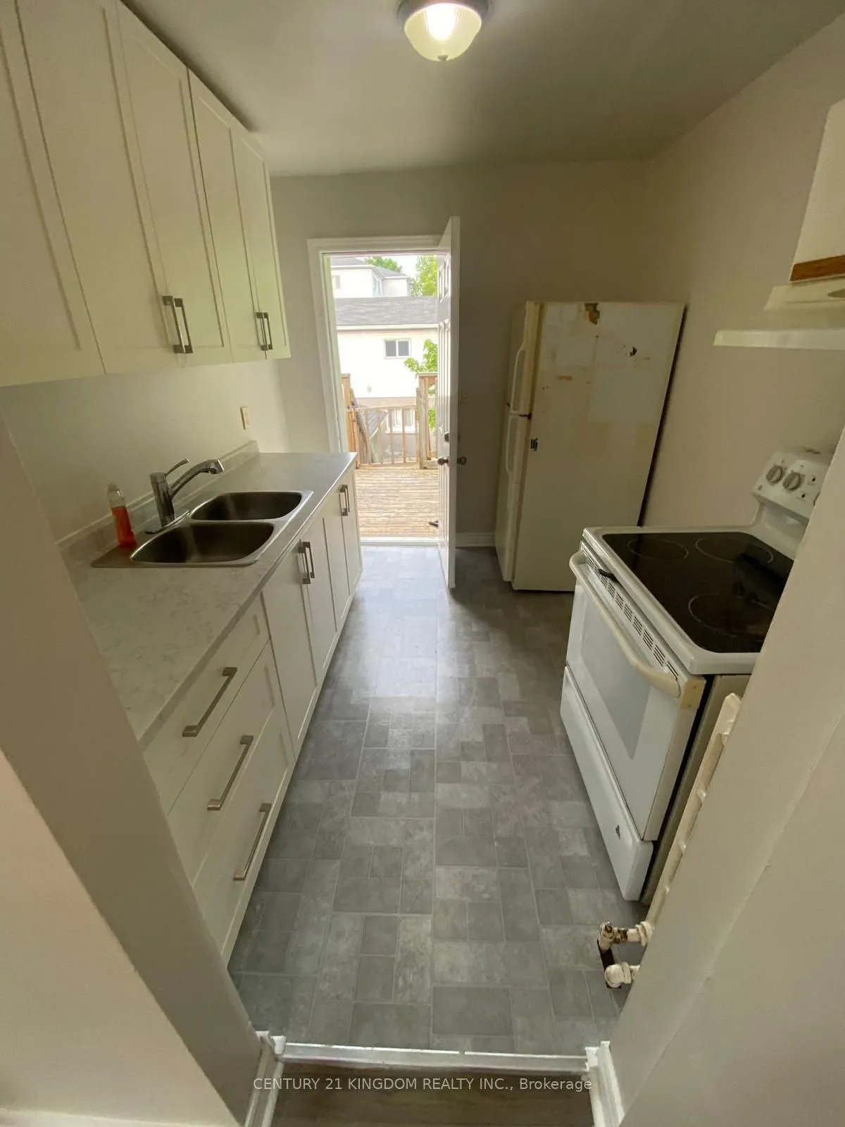 201 Albert Street, #Upper
